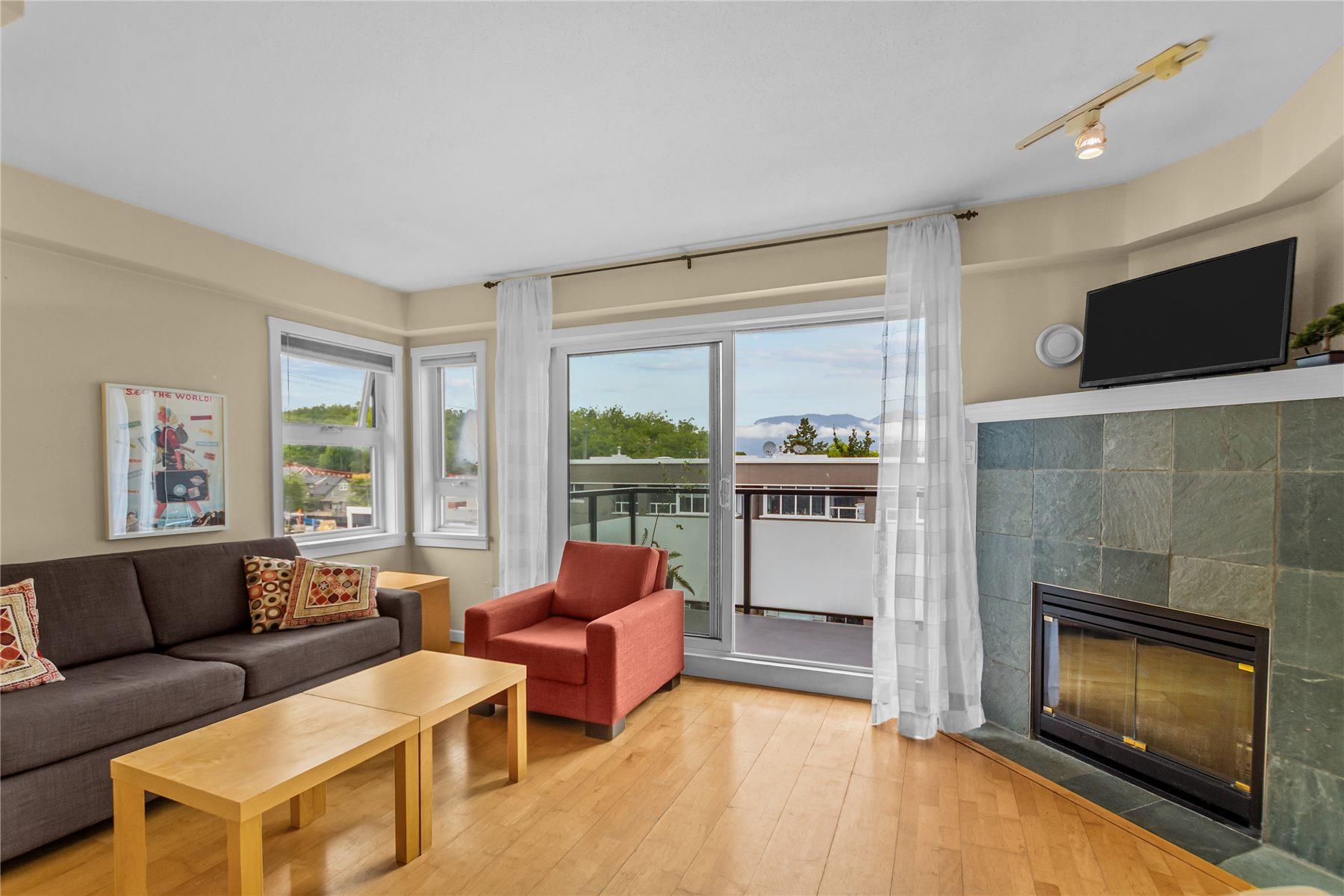 301 3788 10th Avenue - MLS&reg; # R3157165
