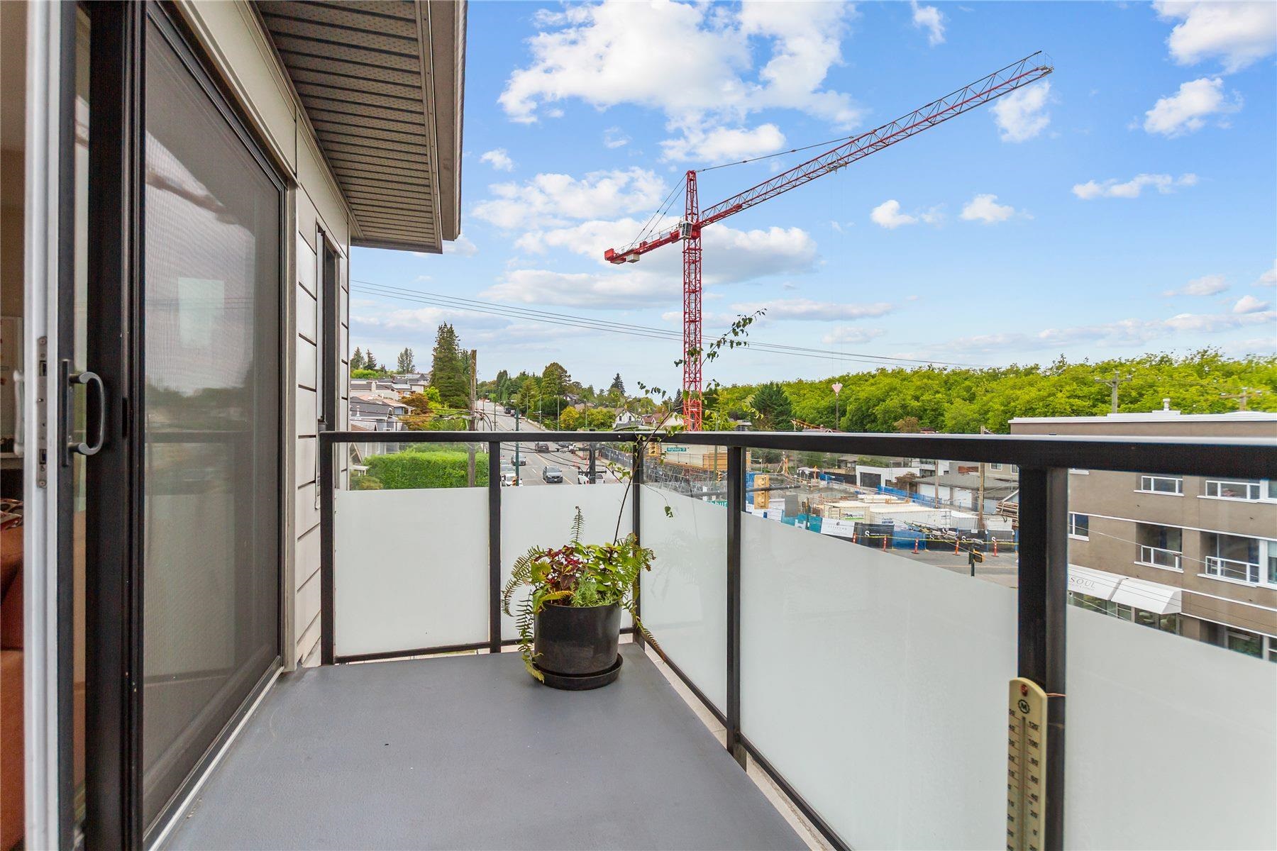 301 3788 10th Avenue - MLS&reg; # R3157165