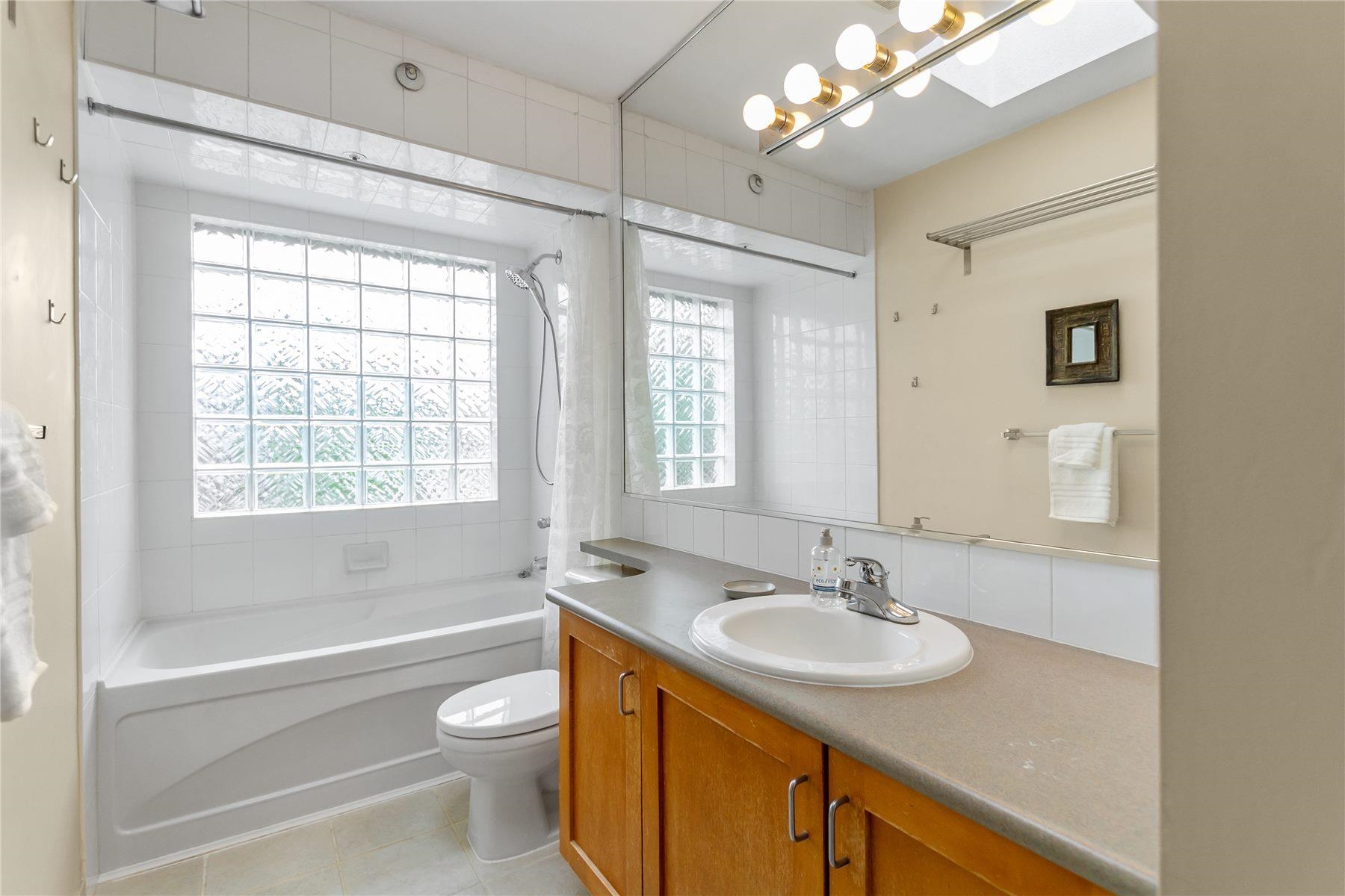 301 3788 10th Avenue - MLS&reg; # R3157165