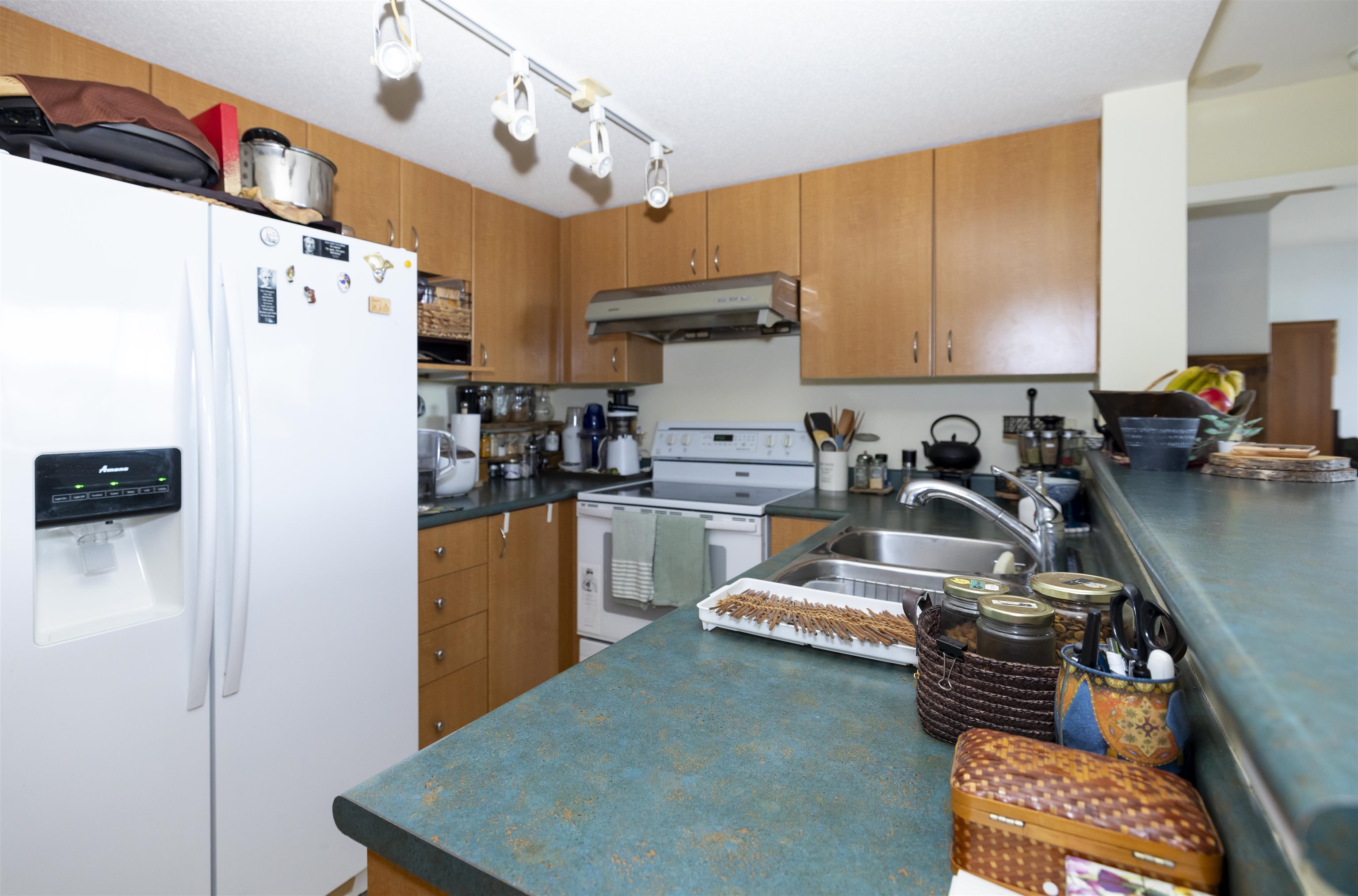 1908 5288 Melbourne Street - MLS&reg; # R3157503