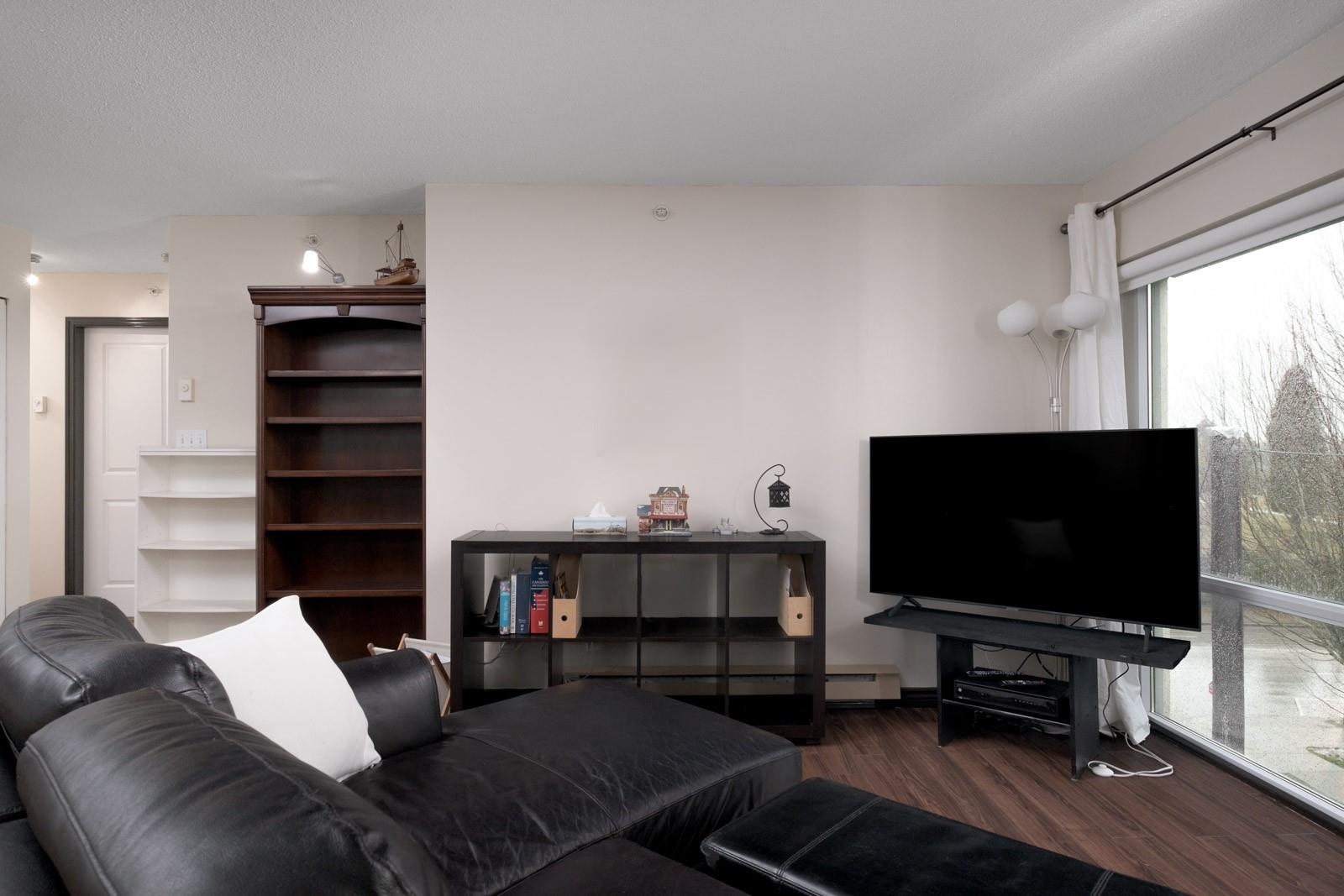 PH8 4868 Fraser Street - MLS&reg; # R3157710