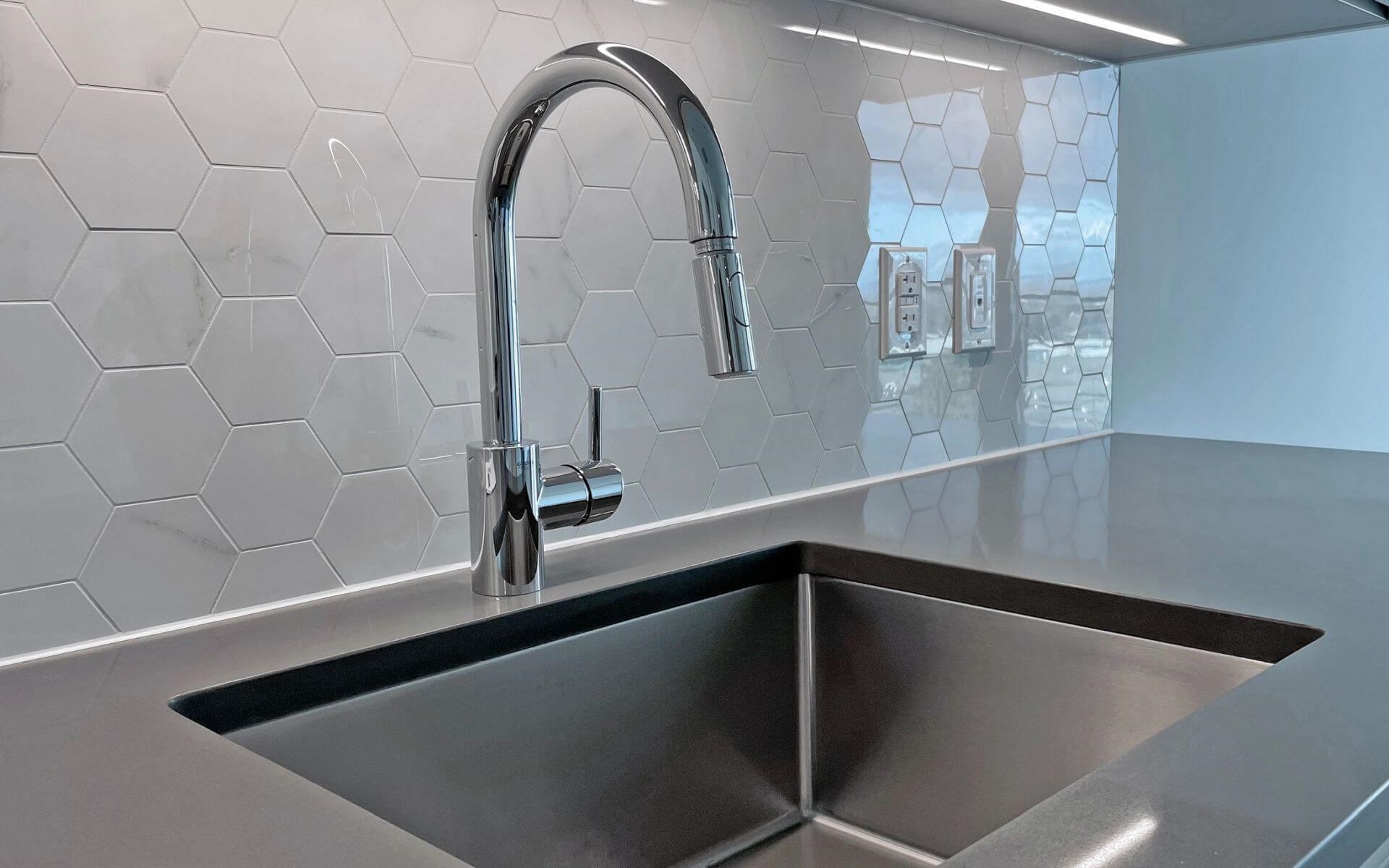 901 8188 Fraser Street - MLS&reg; # R3158019
