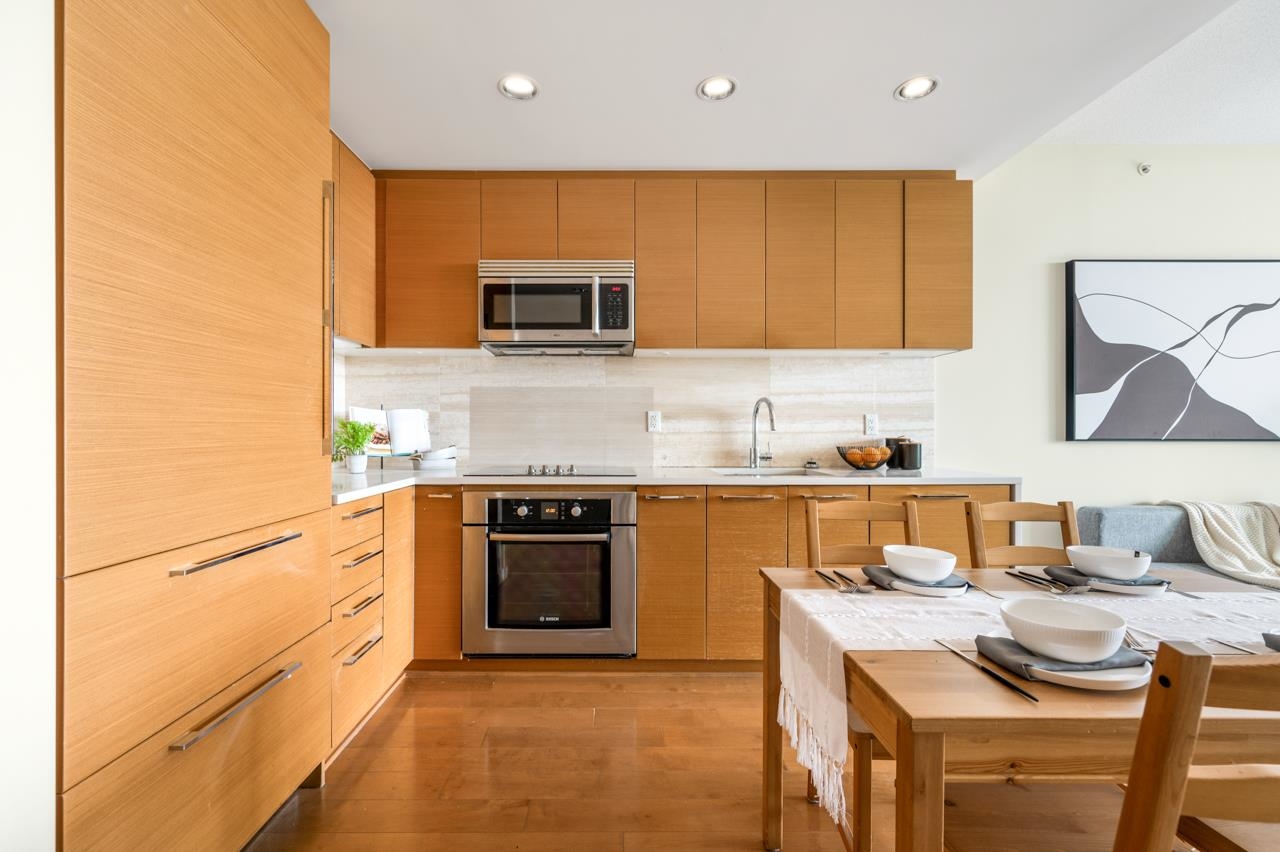 1503 5728 Berton Avenue - MLS&reg; # R3158138