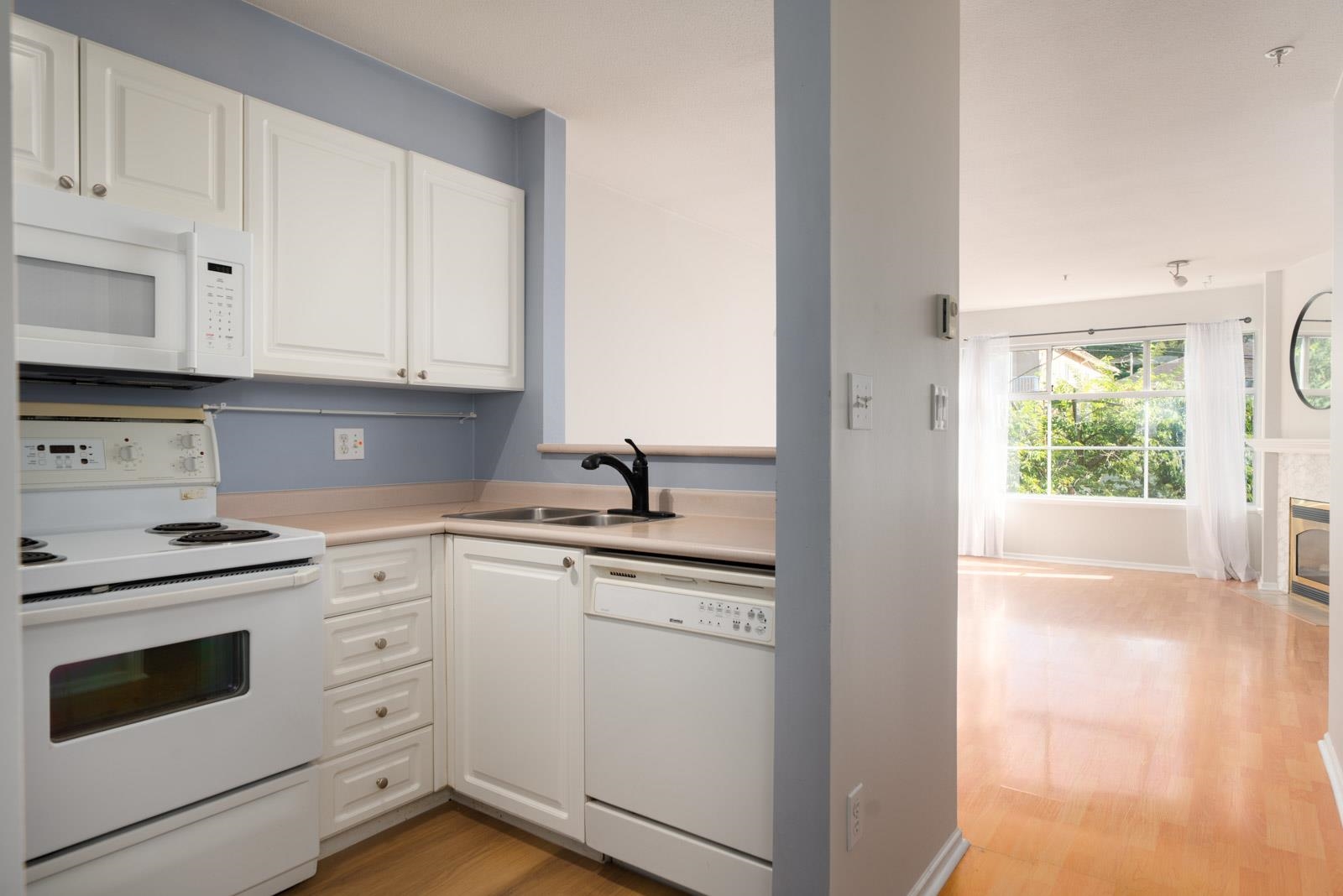 304 2388 Triumph Street - MLS&reg; # R3158322
