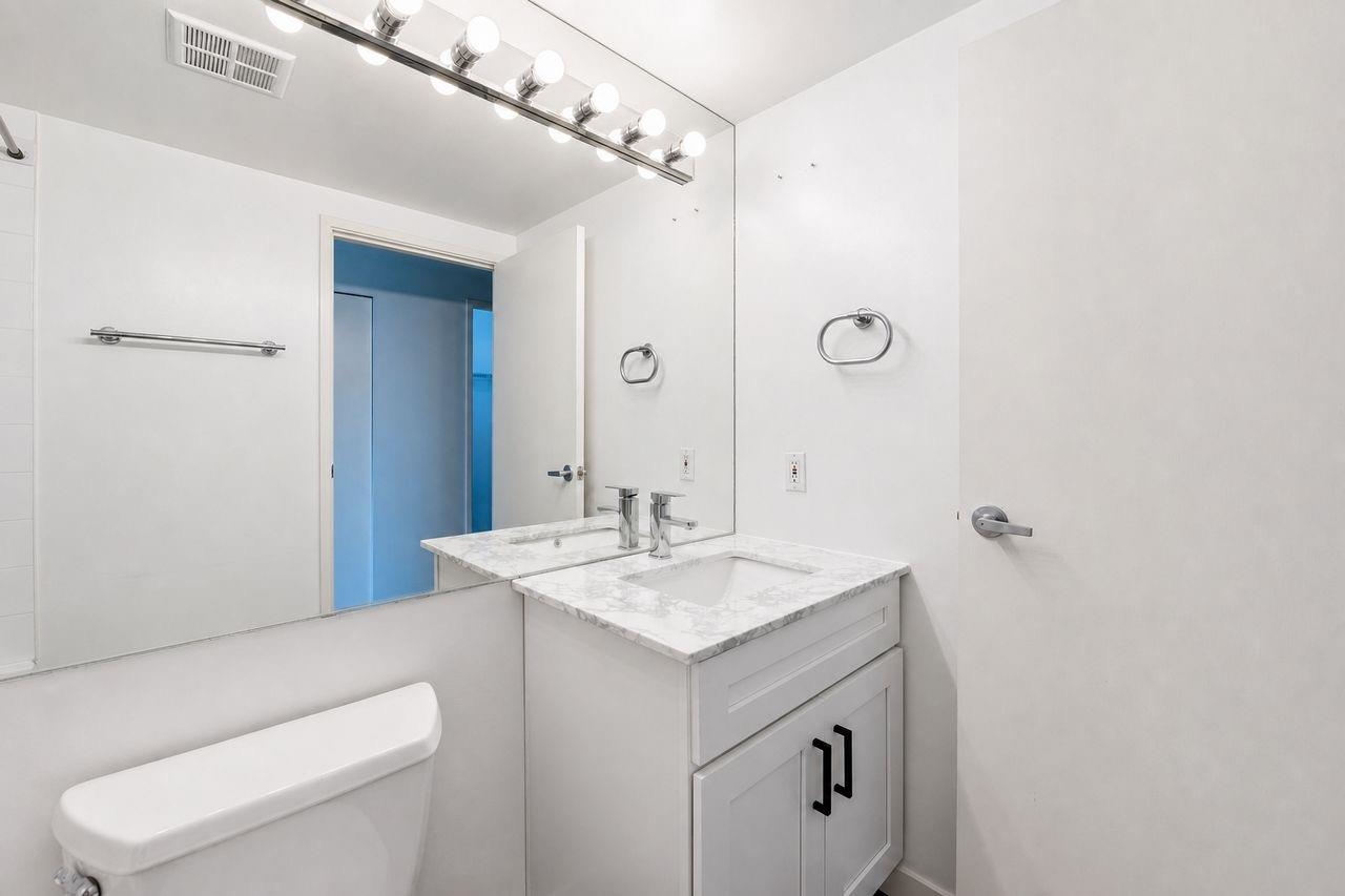 1806 588 Broughton Street - MLS&reg; # R3158767