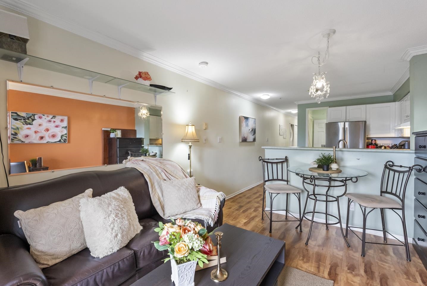 202 868 Kingsway  - MLS&reg; # R3158803
