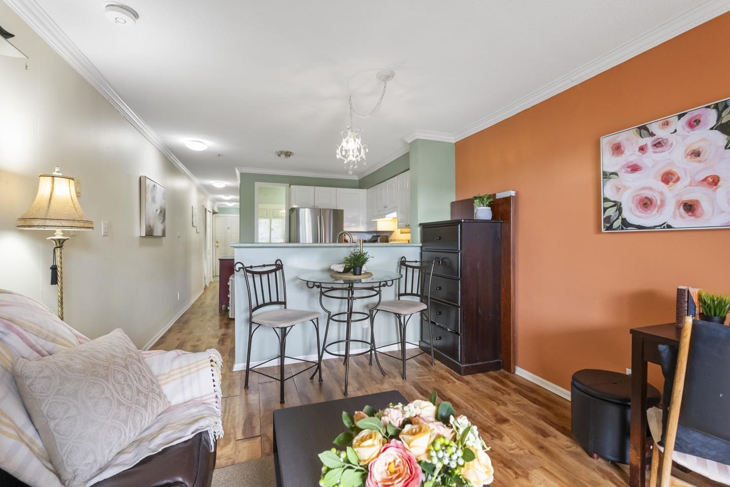 202 868 Kingsway  - MLS&reg; # R3158803