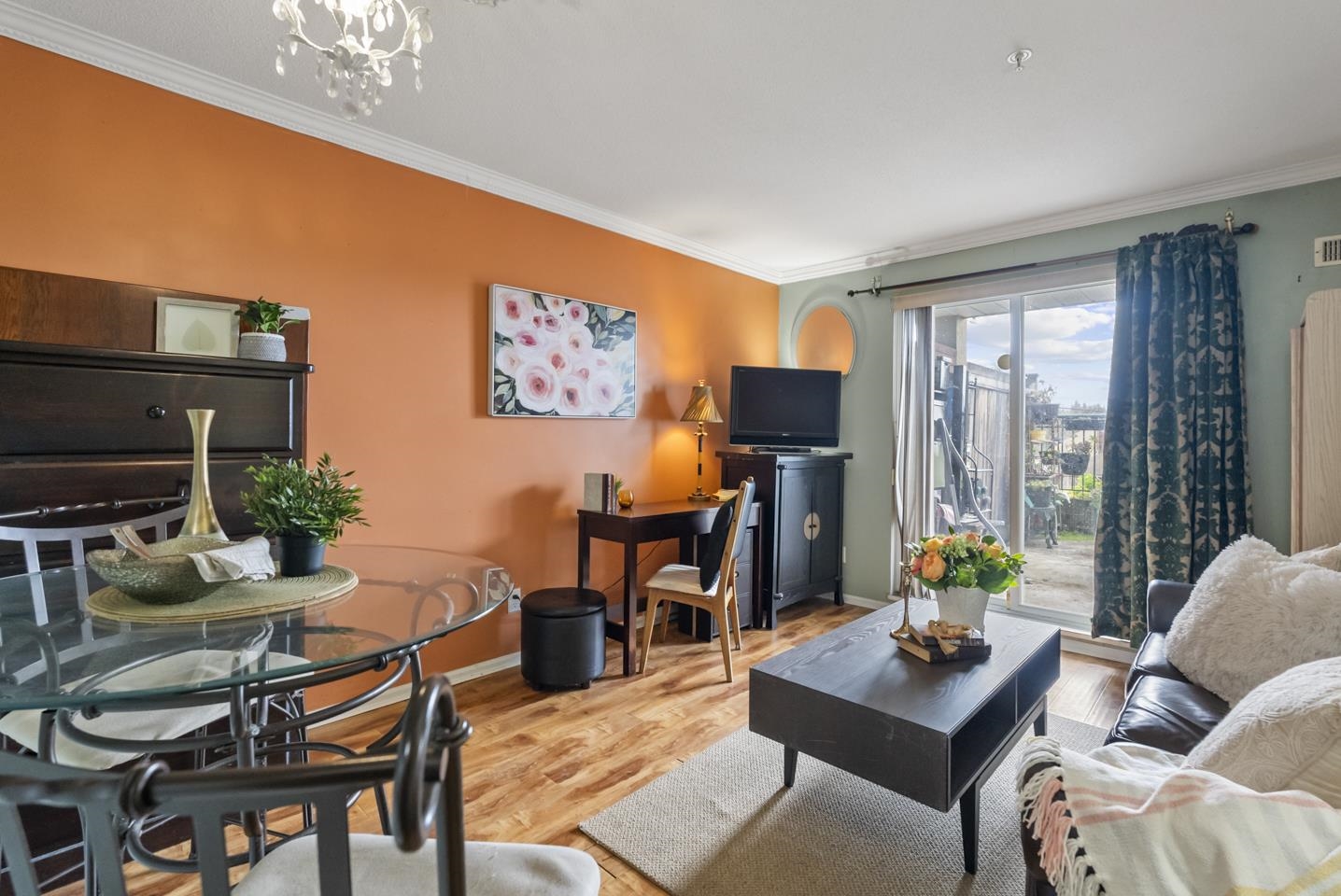 202 868 Kingsway  - MLS&reg; # R3158803