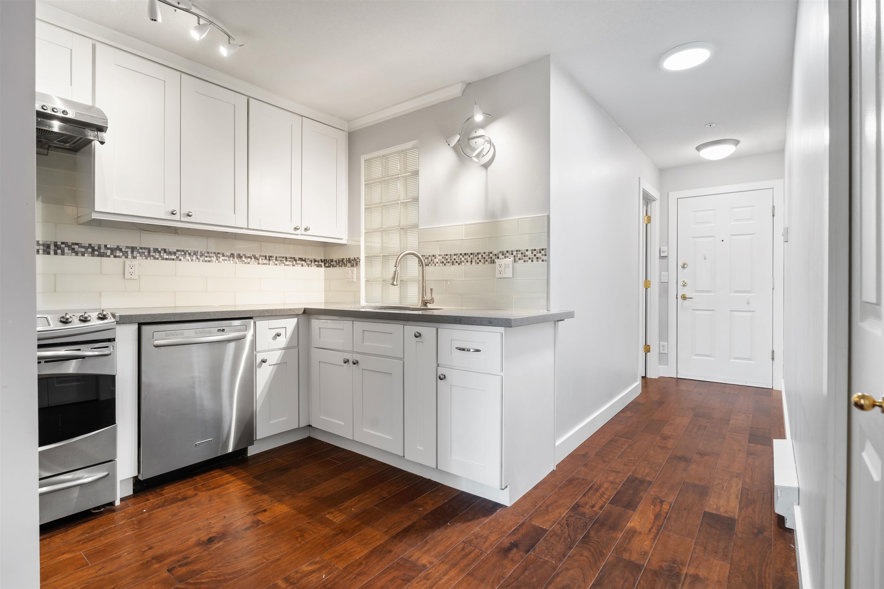 211 5723 Balsam Street - MLS&reg; # R3159453