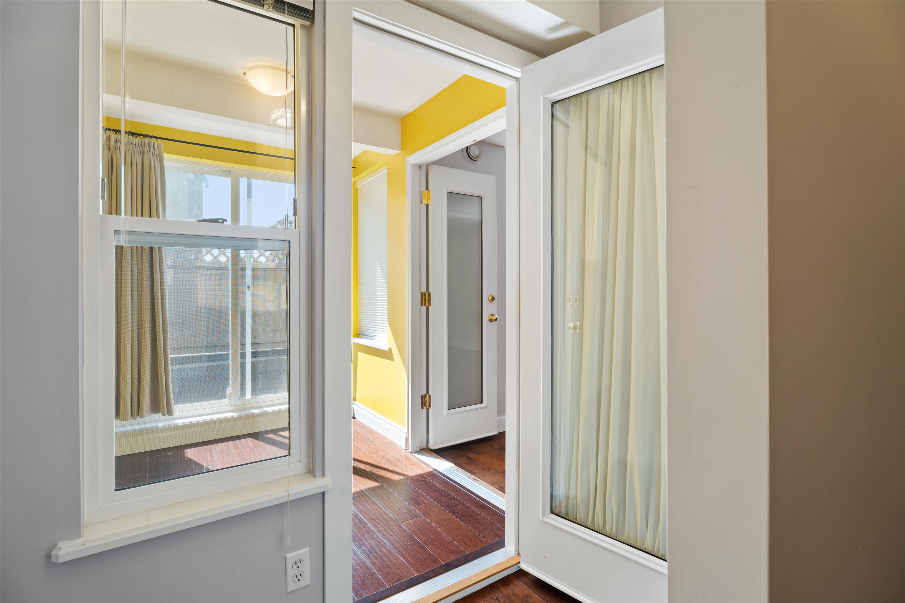 211 5723 Balsam Street - MLS&reg; # R3159453