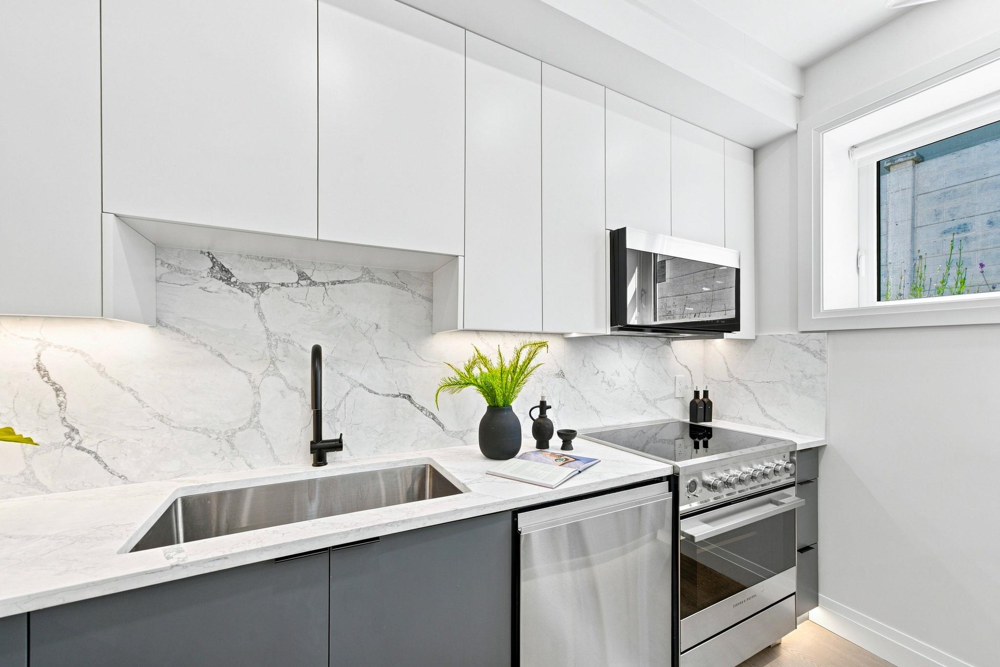  6164 Granville Street - MLS&reg; # R3159707