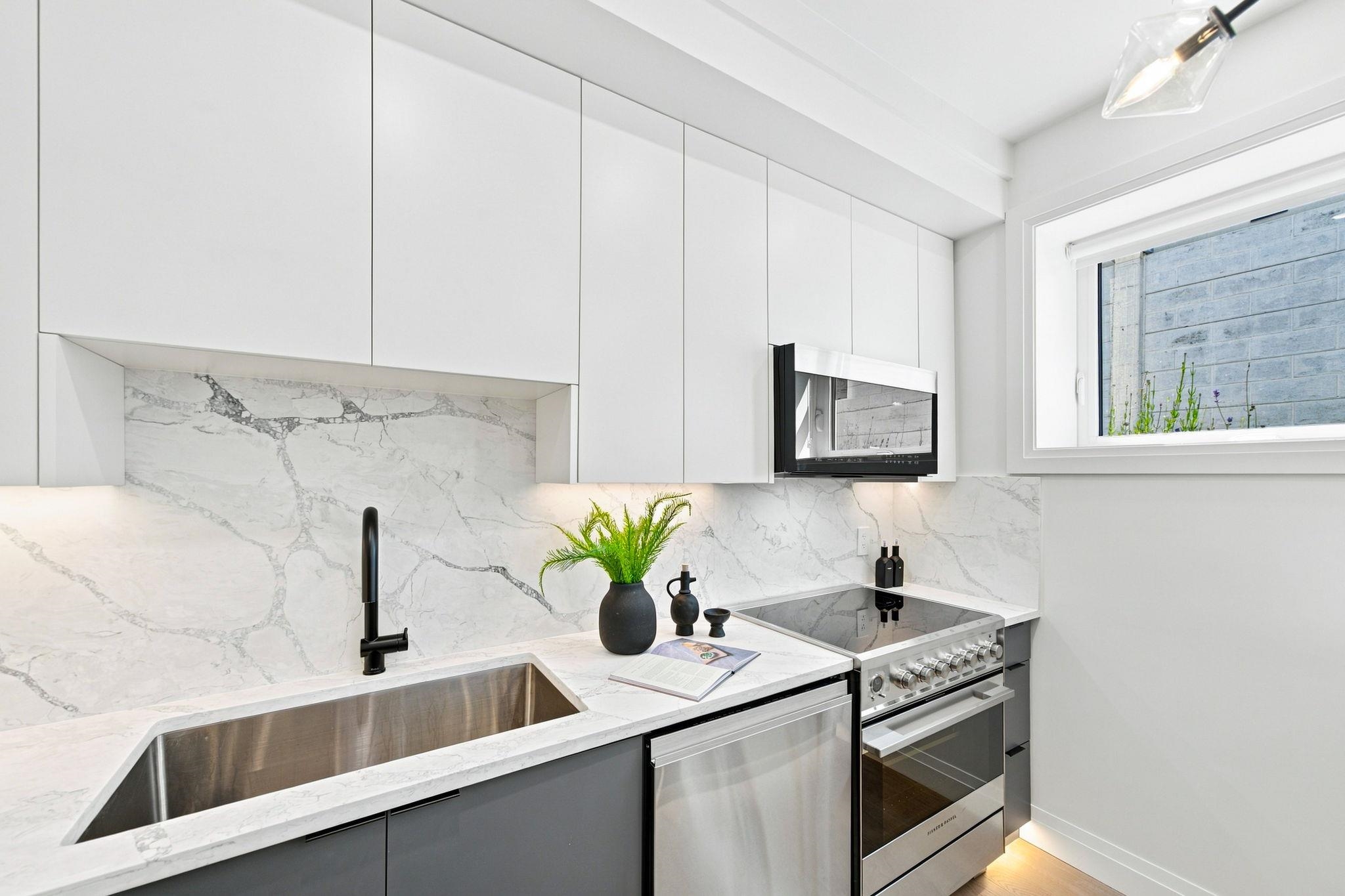  6164 Granville Street - MLS&reg; # R3159707