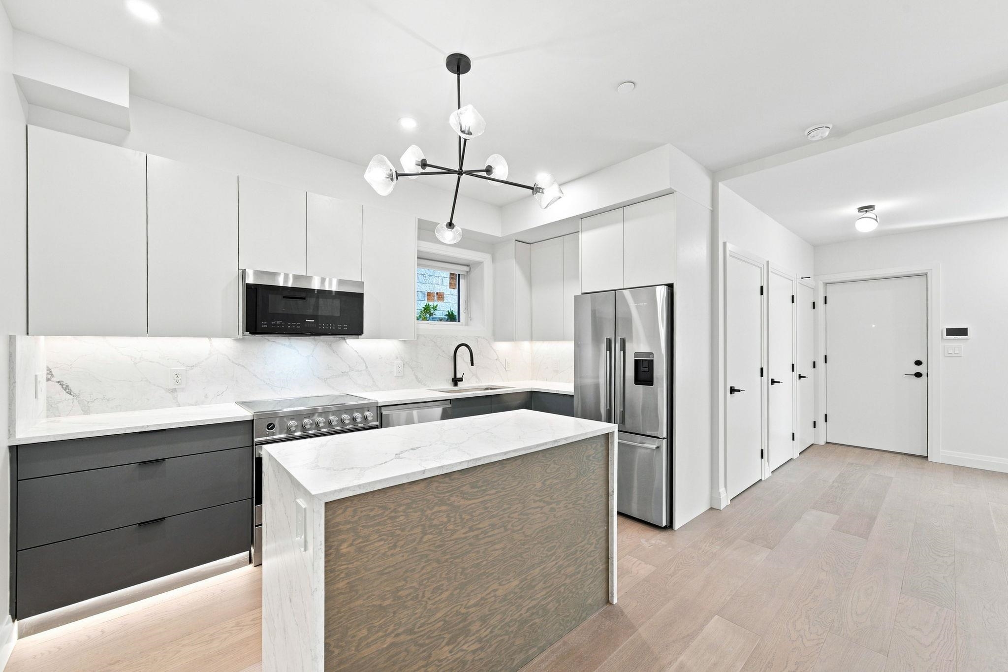  6166 Granville Street - MLS&reg; # R3159710