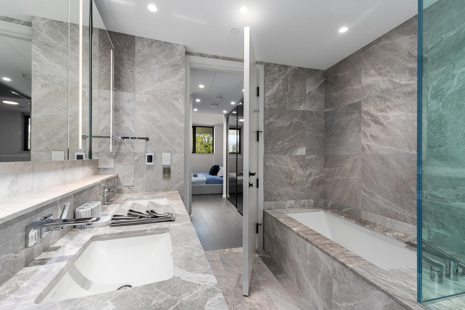 303 1601 Quebec Street - MLS&reg; # R3159753