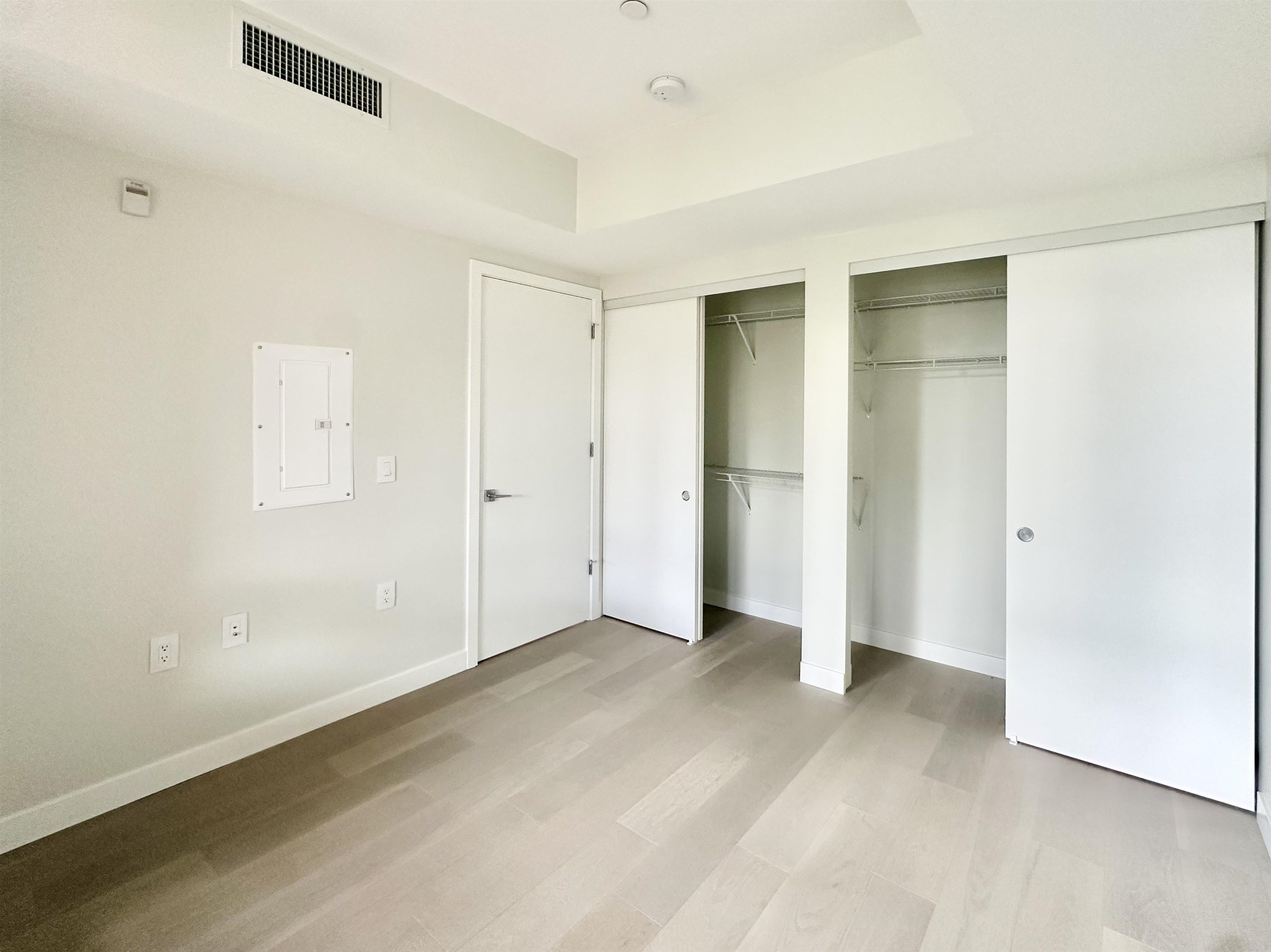 303 485 63rd Ave  - MLS&reg; # R3159838
