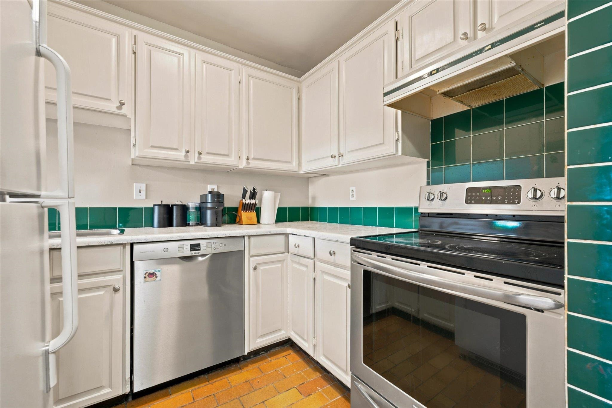 101 2240 Wall Street - MLS&reg; # R3160152
