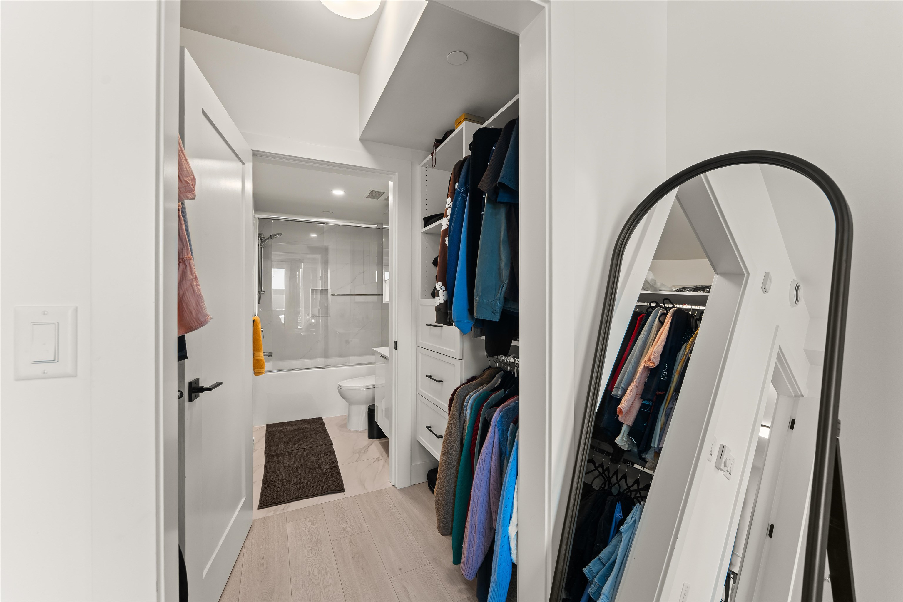 606 5399 Joyce Street - MLS&reg; # R3160497