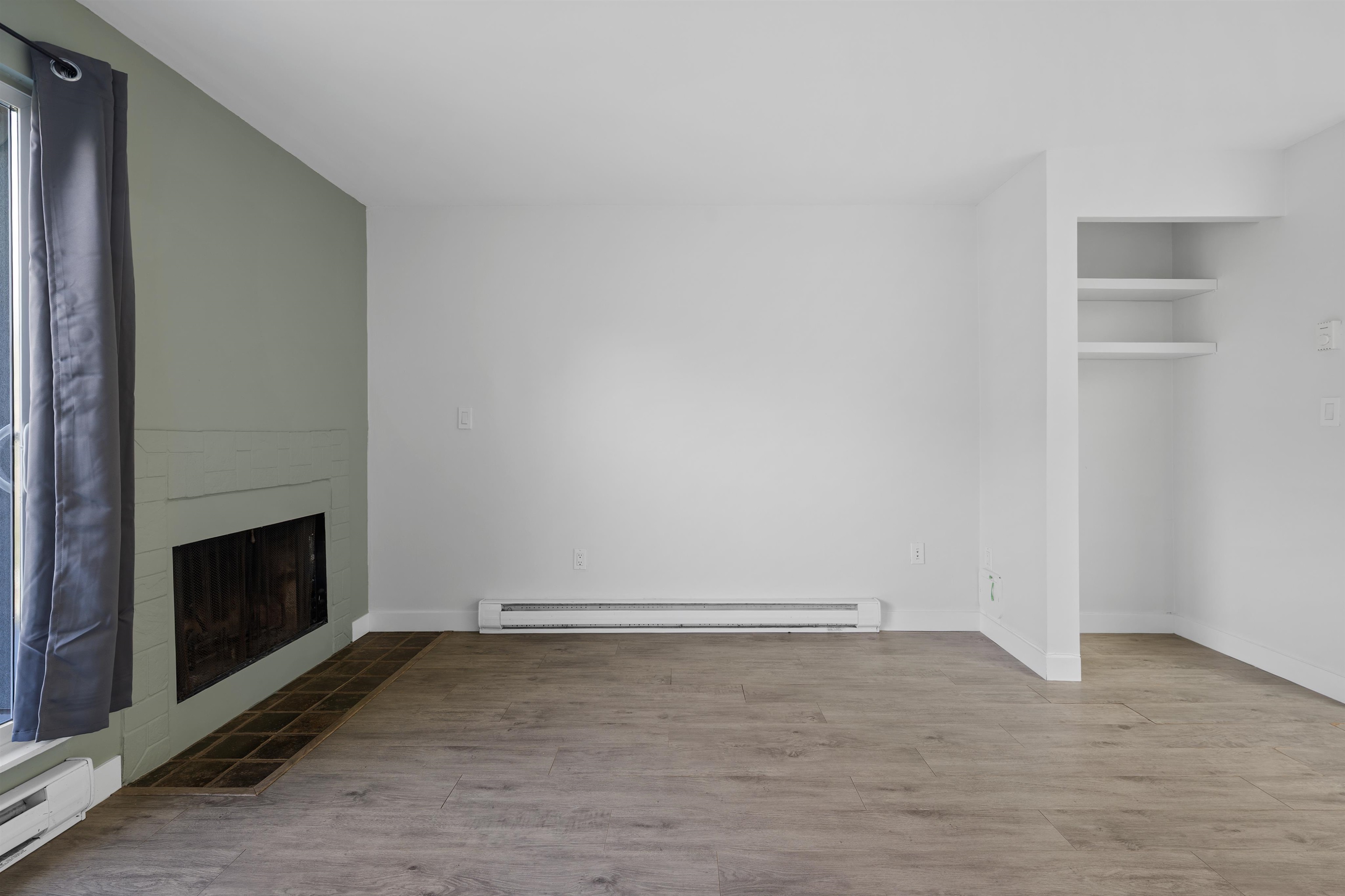 3 1355 4th Avenue - MLS&reg; # R3160564