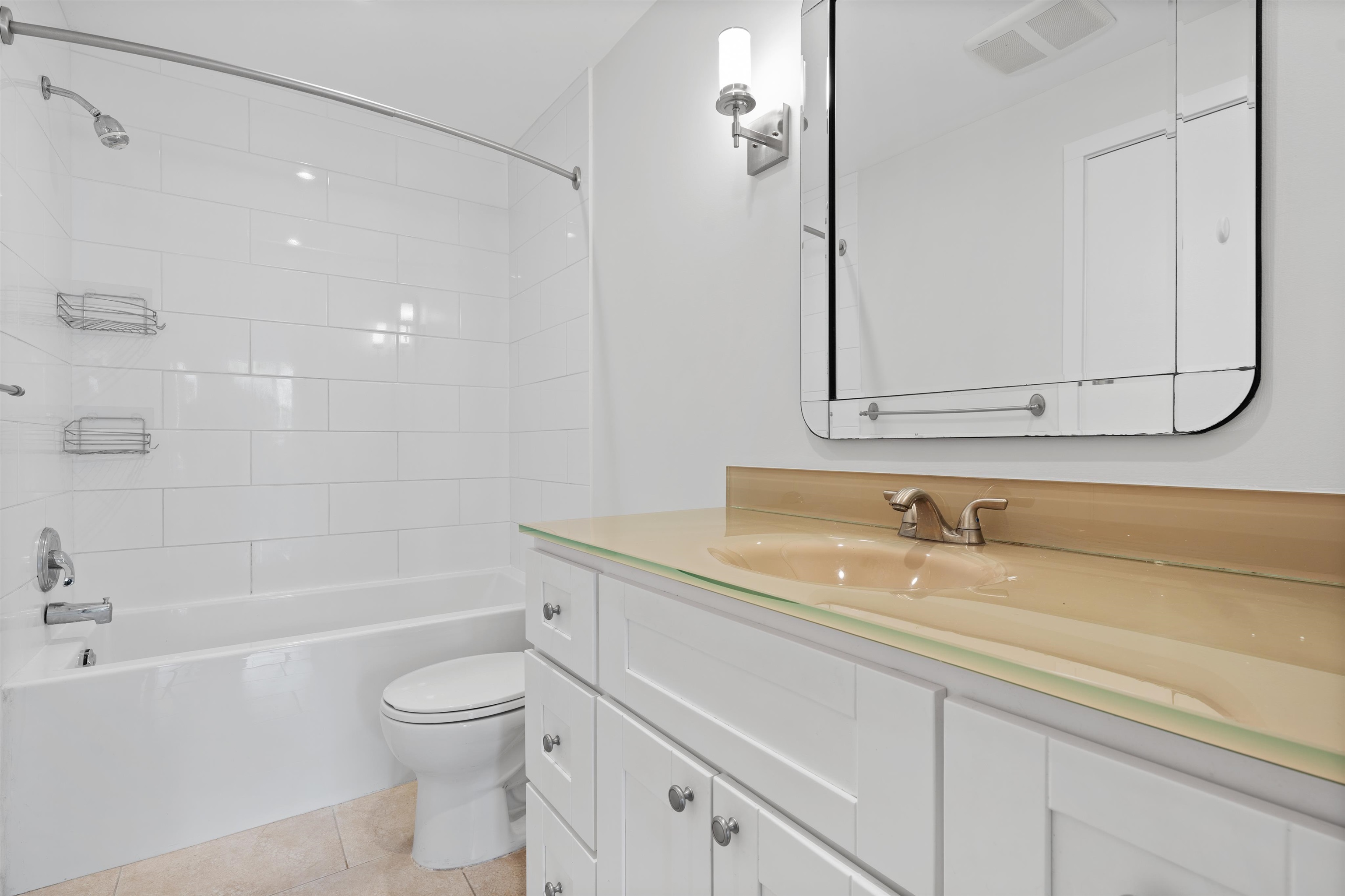 3 1355 4th Avenue - MLS&reg; # R3160564