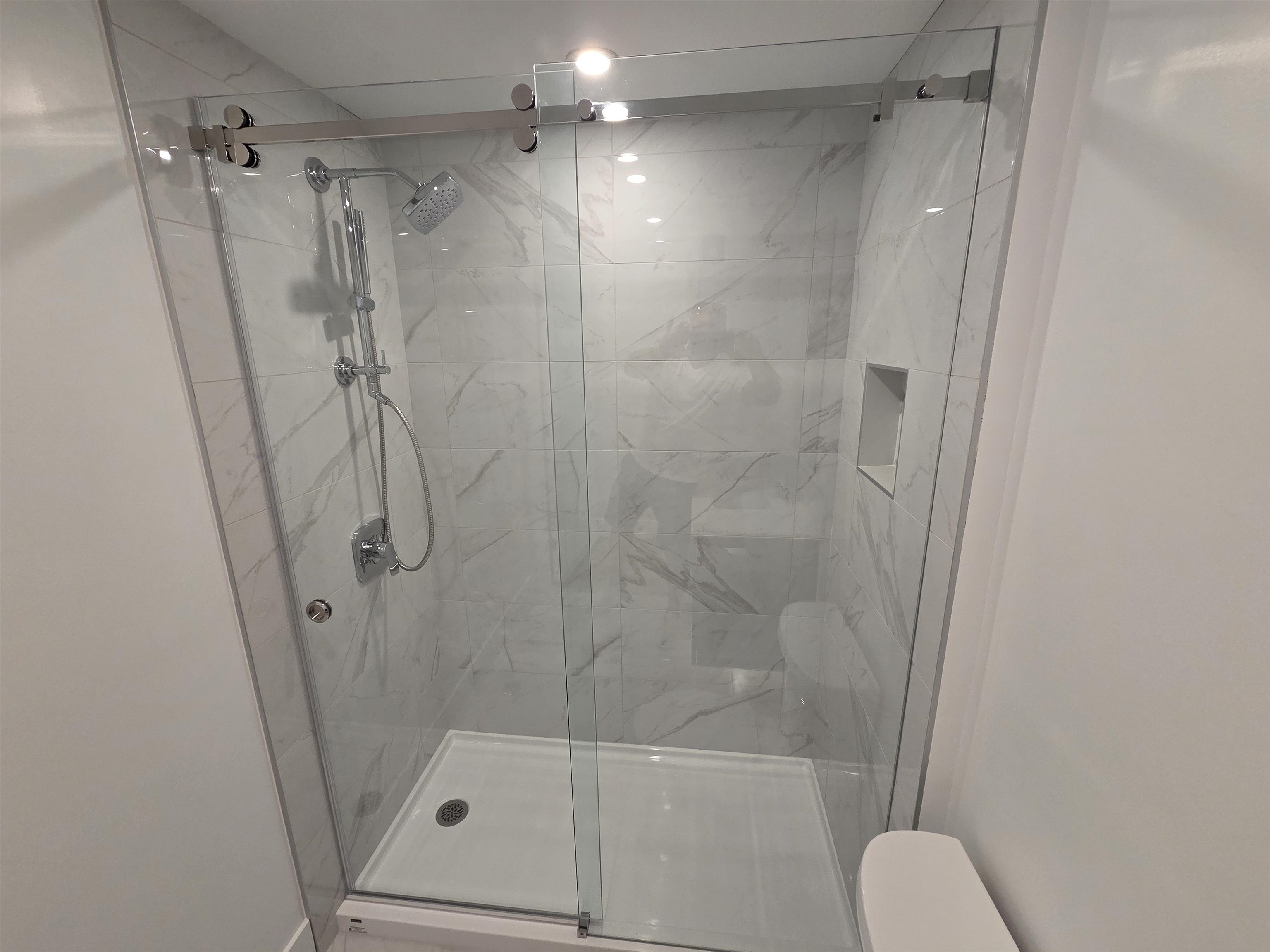  1726 Templeton Drive - MLS&reg; # R3160633
