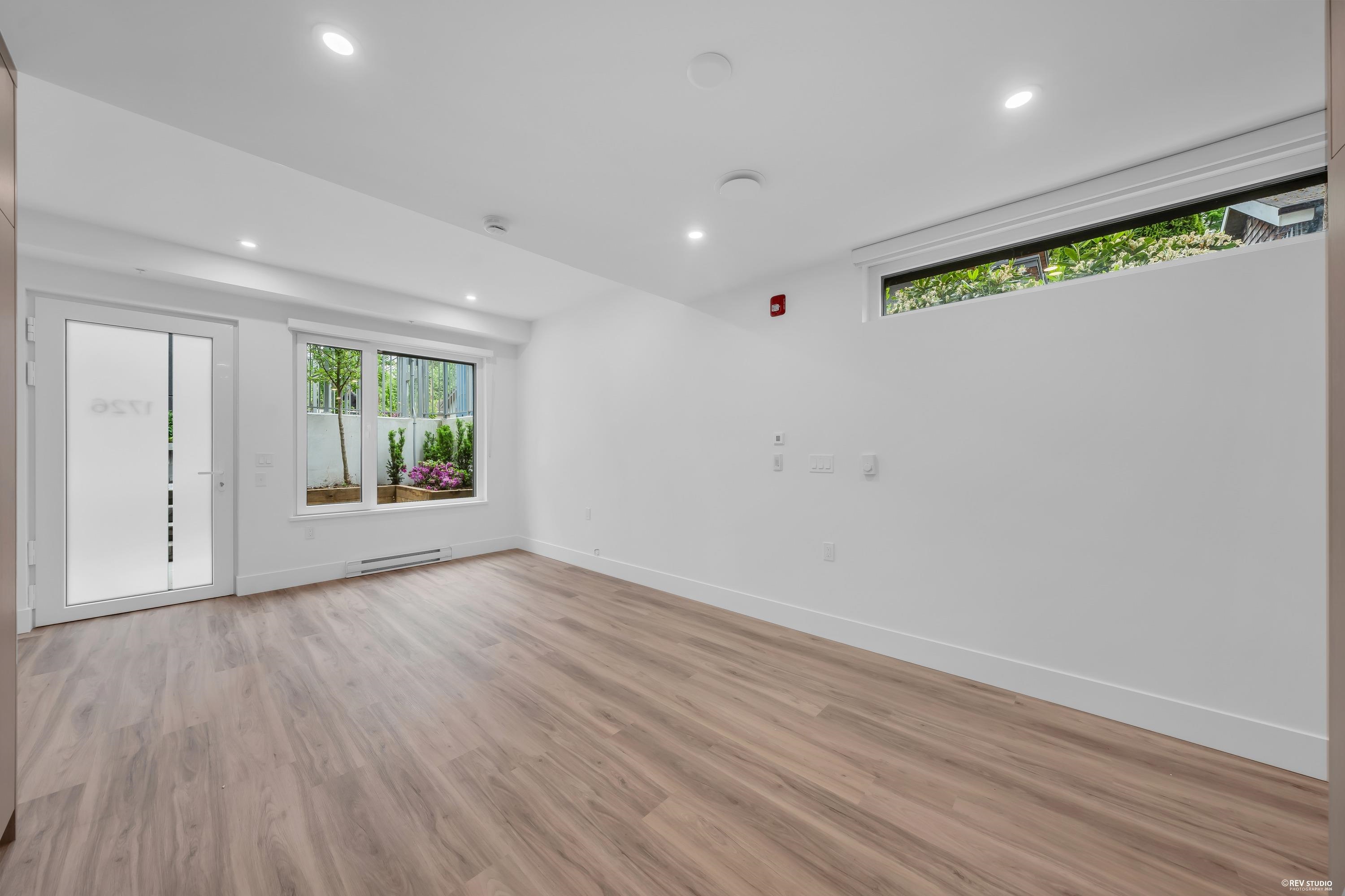  1726 Templeton Drive - MLS&reg; # R3160633