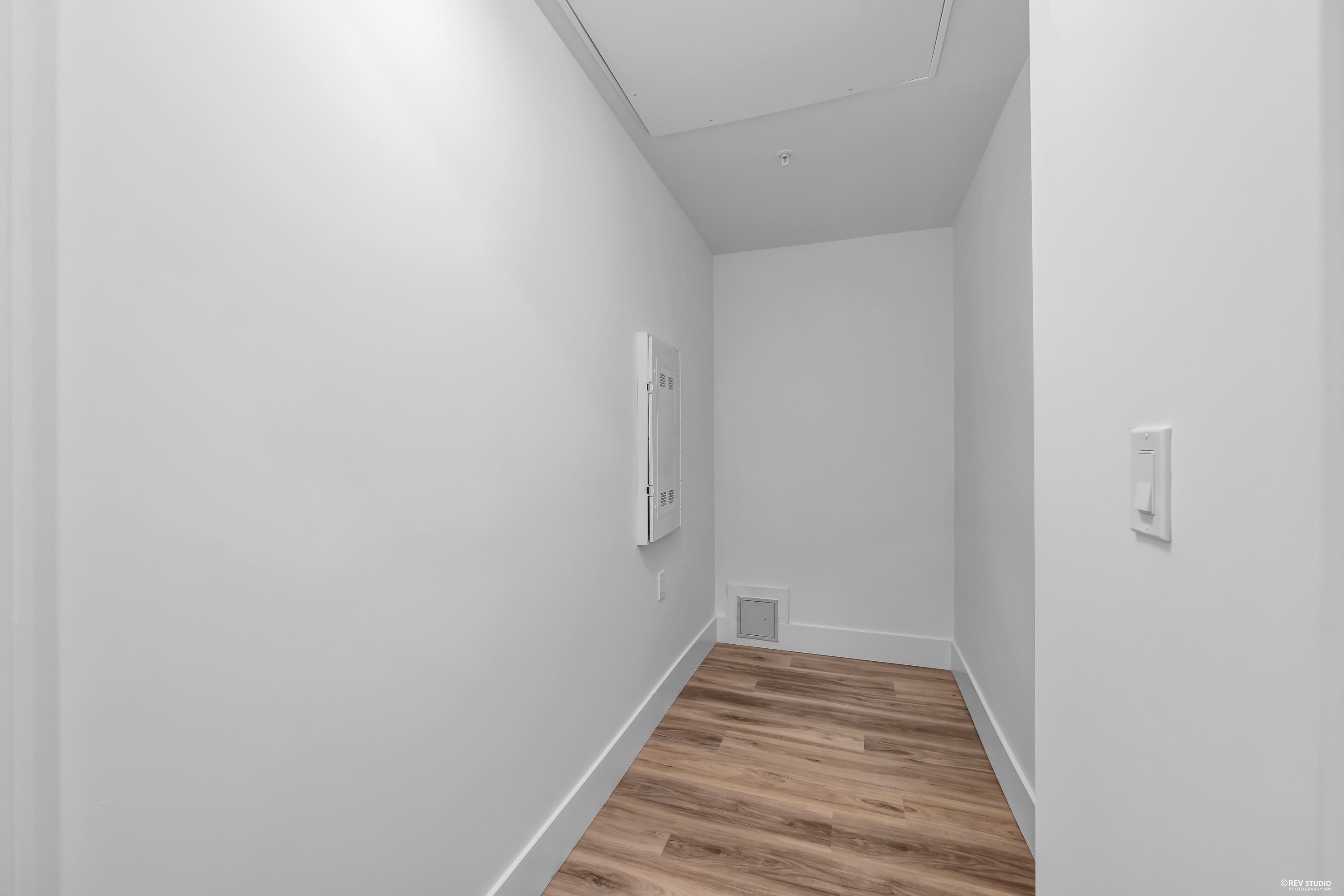 1726 Templeton Drive - MLS&reg; # R3160633