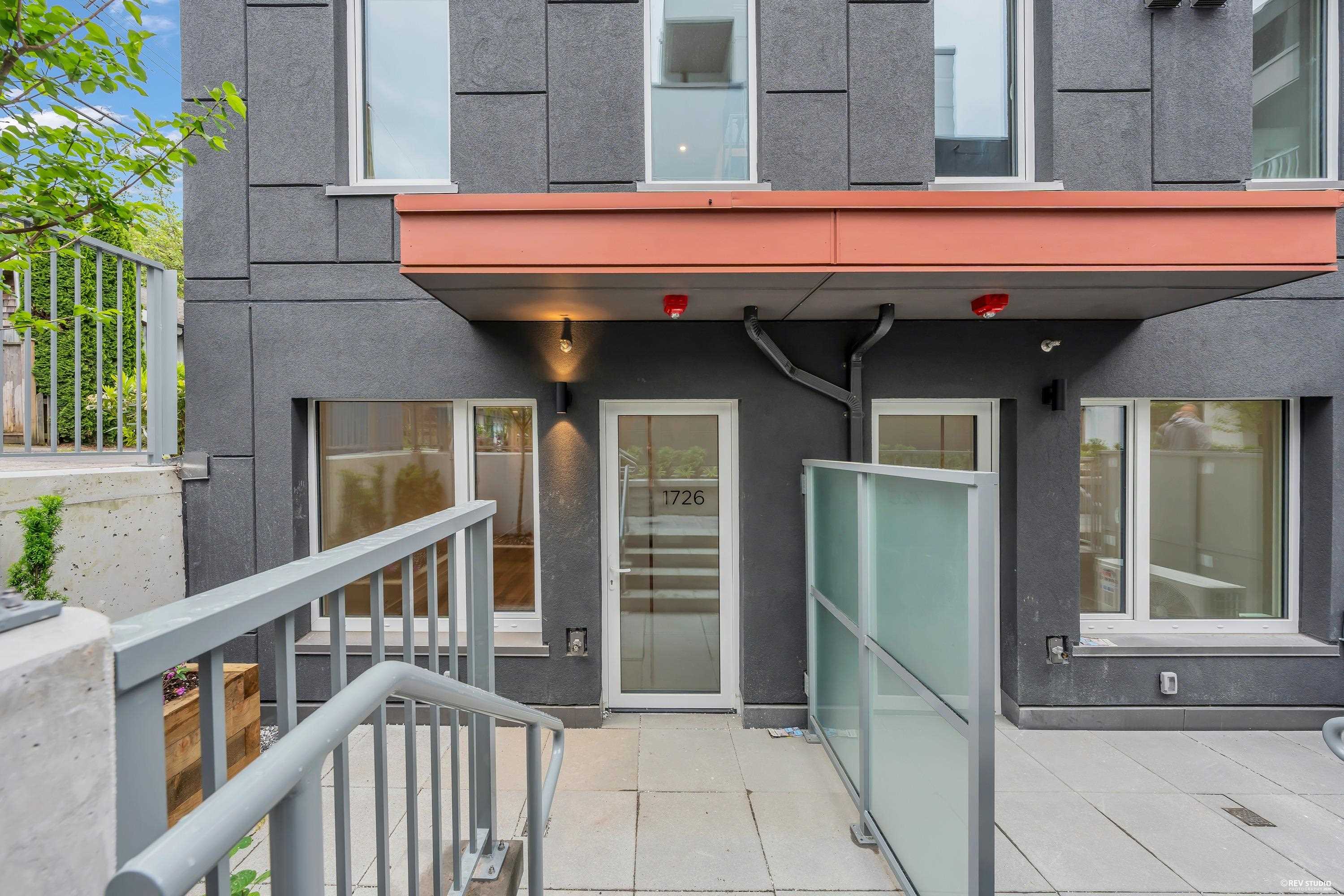  1726 Templeton Drive - MLS&reg; # R3160633