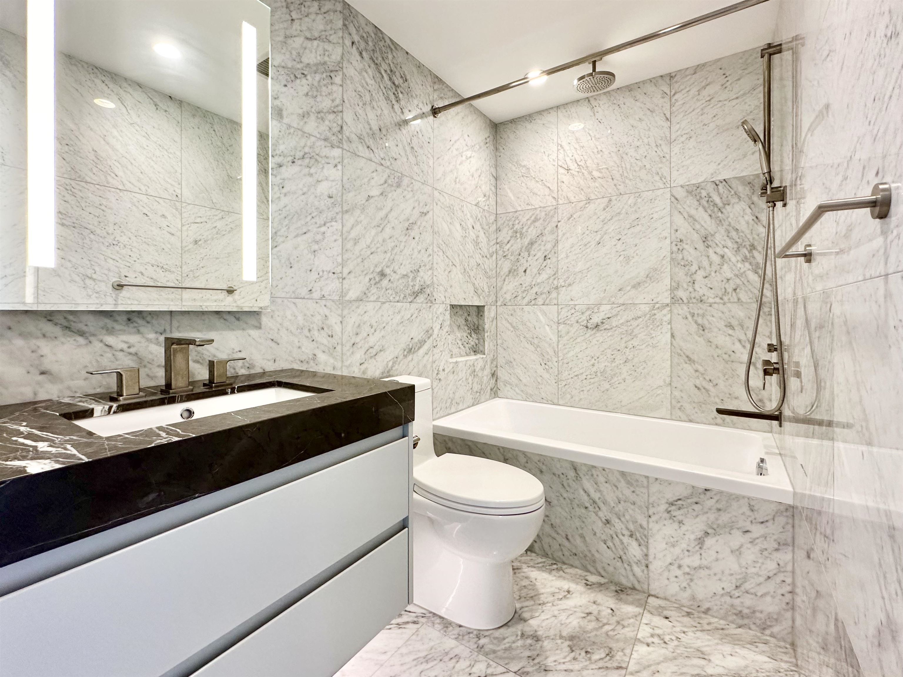 1907 7433 Cambie Street - MLS&reg; # R3161523