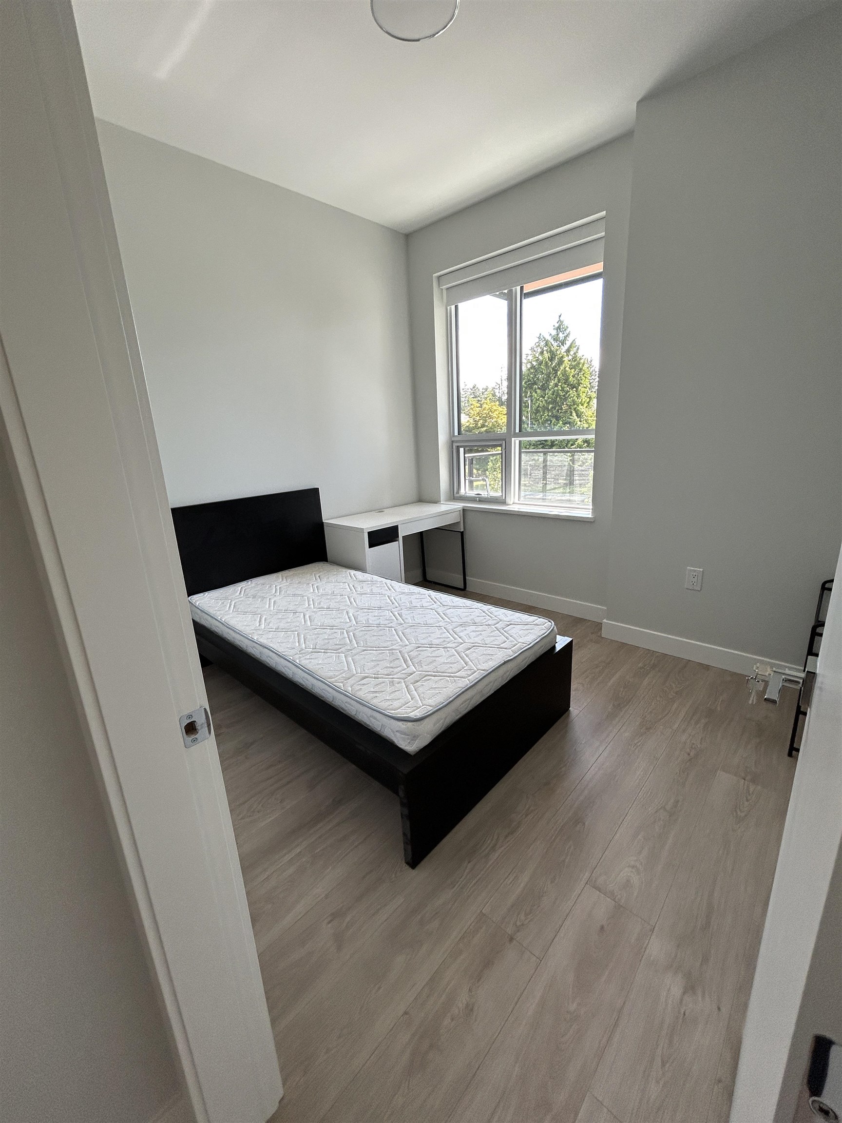 one room at 102 5380 Crooked Branch Road Road - MLS&reg; # R31615