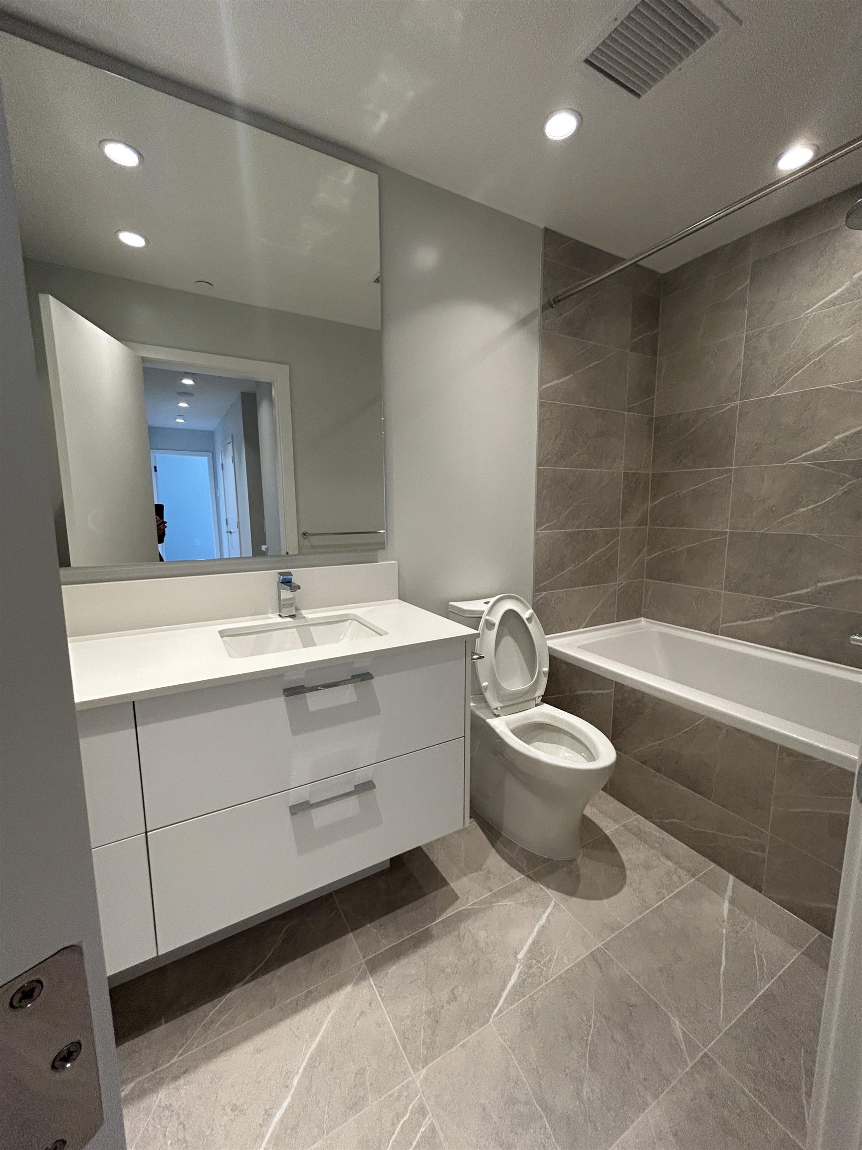 one room at 102 5380 Crooked Branch Road Road - MLS&reg; # R31615