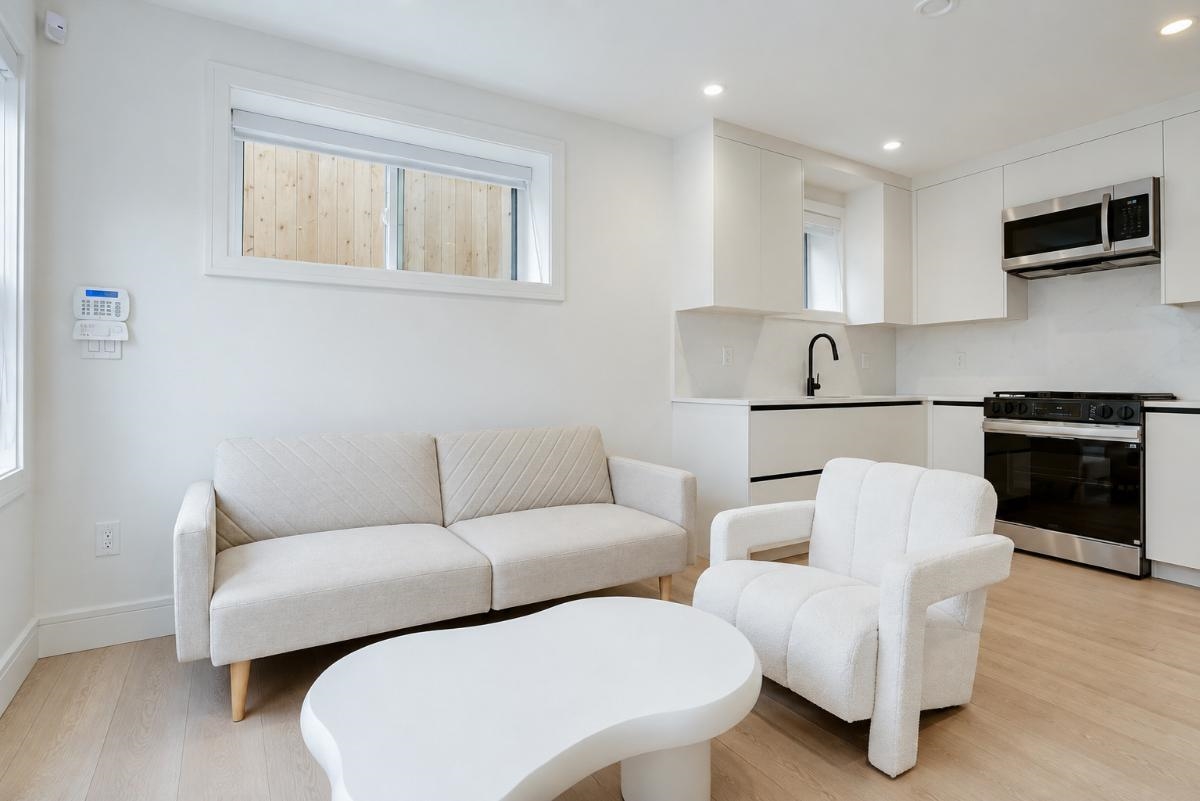 BSMT 7382 Maple Street - MLS&reg; # R3162033