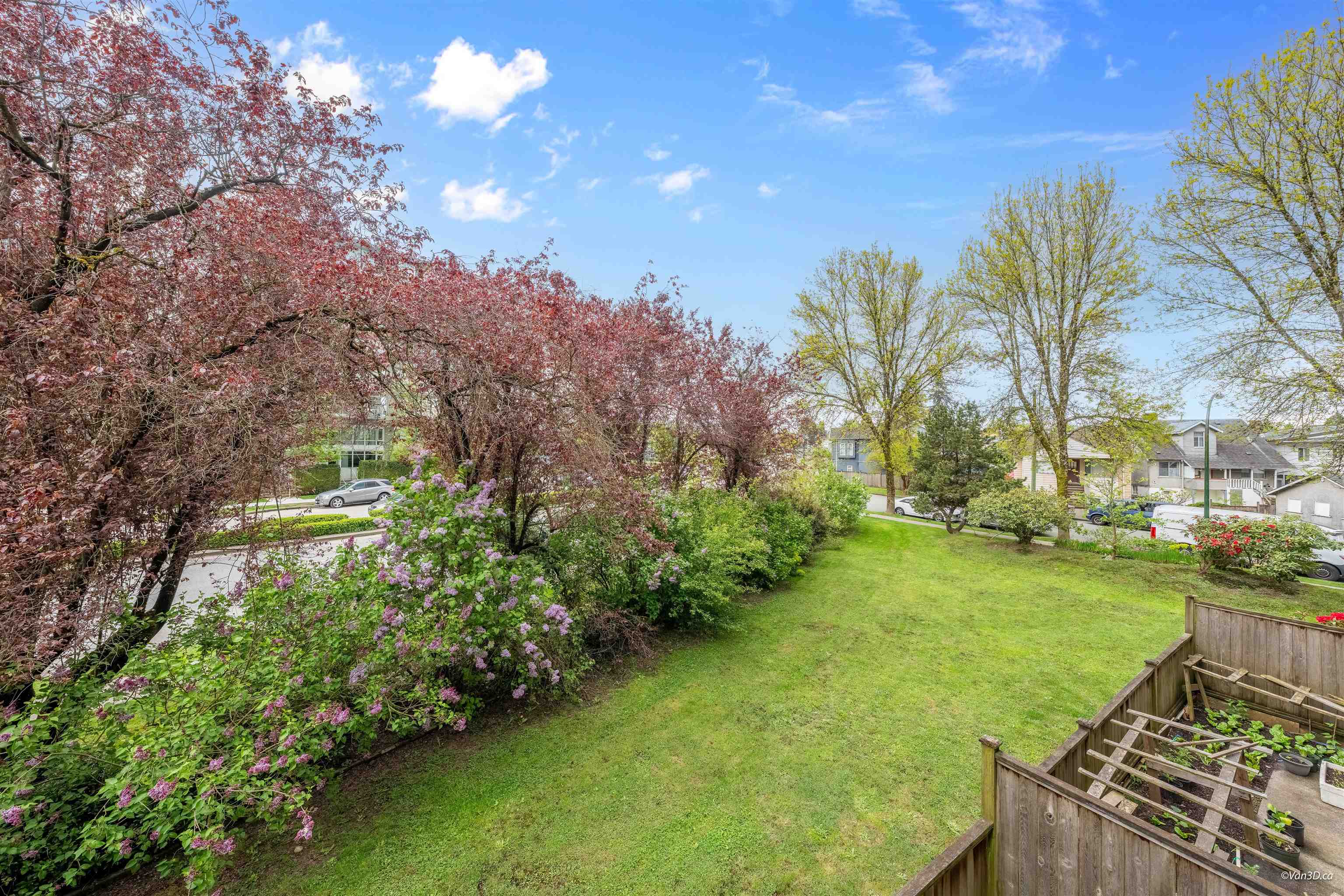 204 2299 30th Avenue - MLS&reg; # R3162788