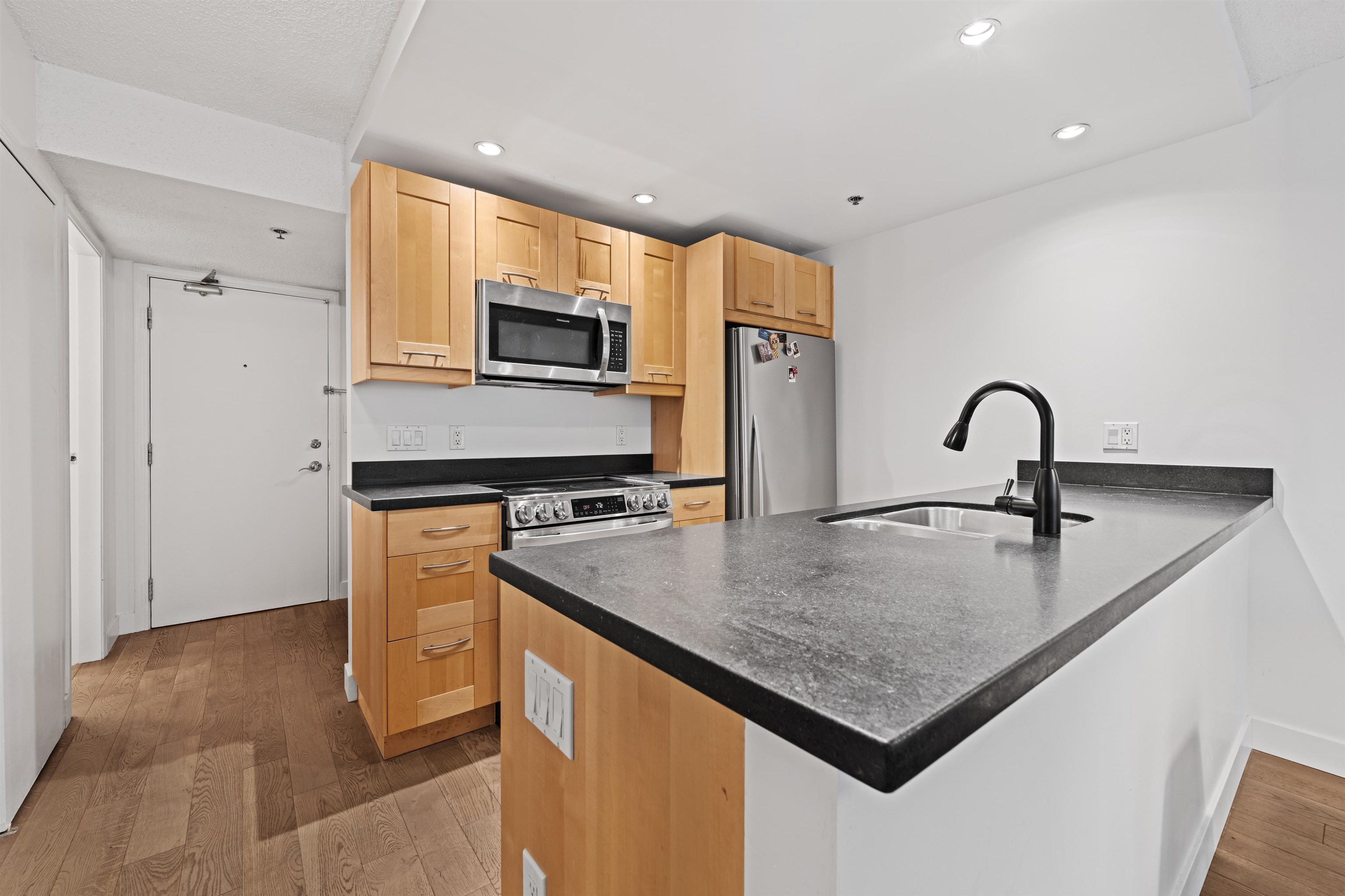 304 1925 2nd Avenue - MLS&reg; # R3163253
