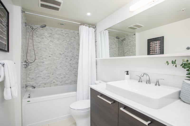 208 189 Keefer Street - MLS&reg; # R3163461