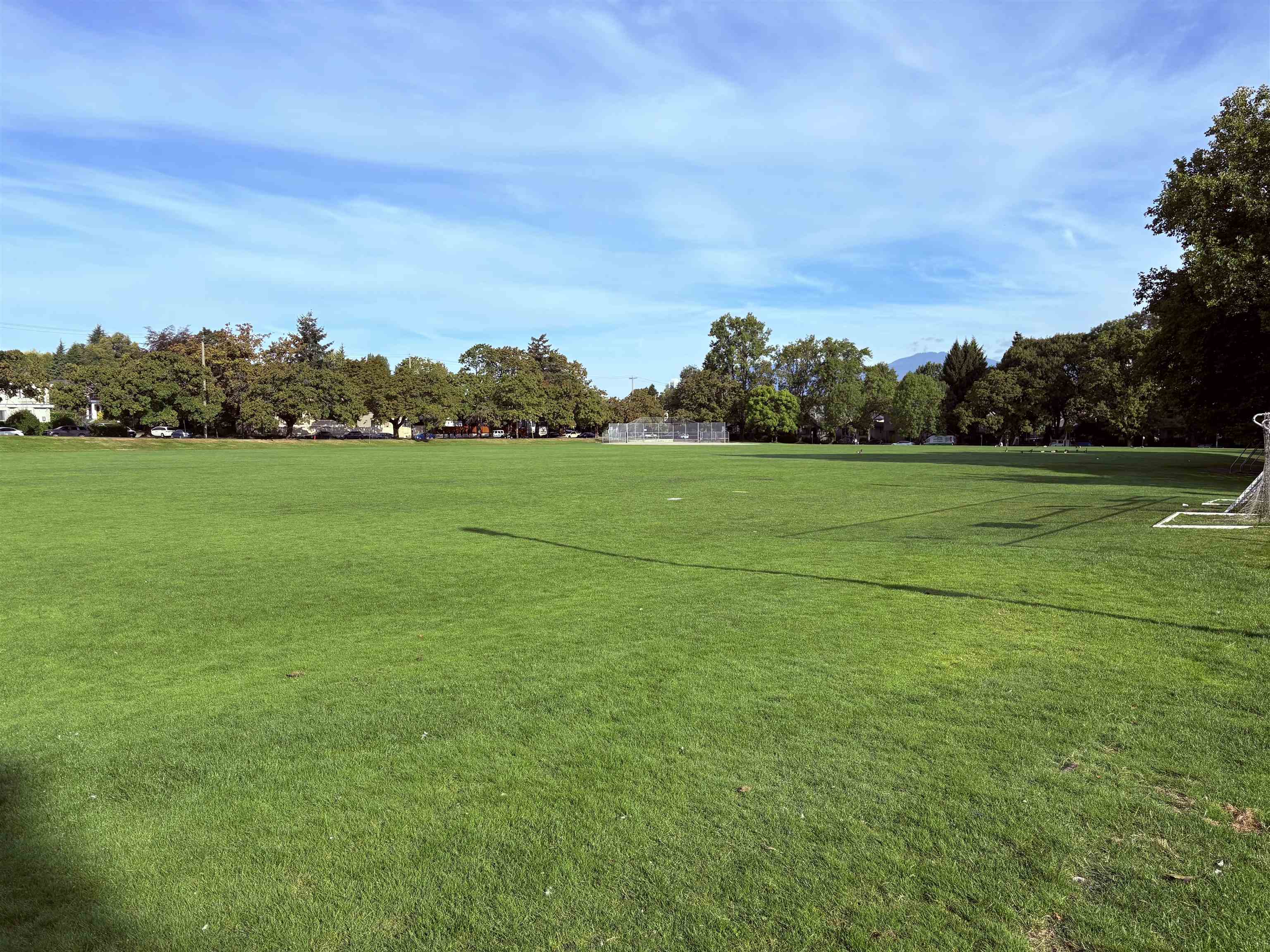  980 16th Avenue - MLS&reg; # R3163508