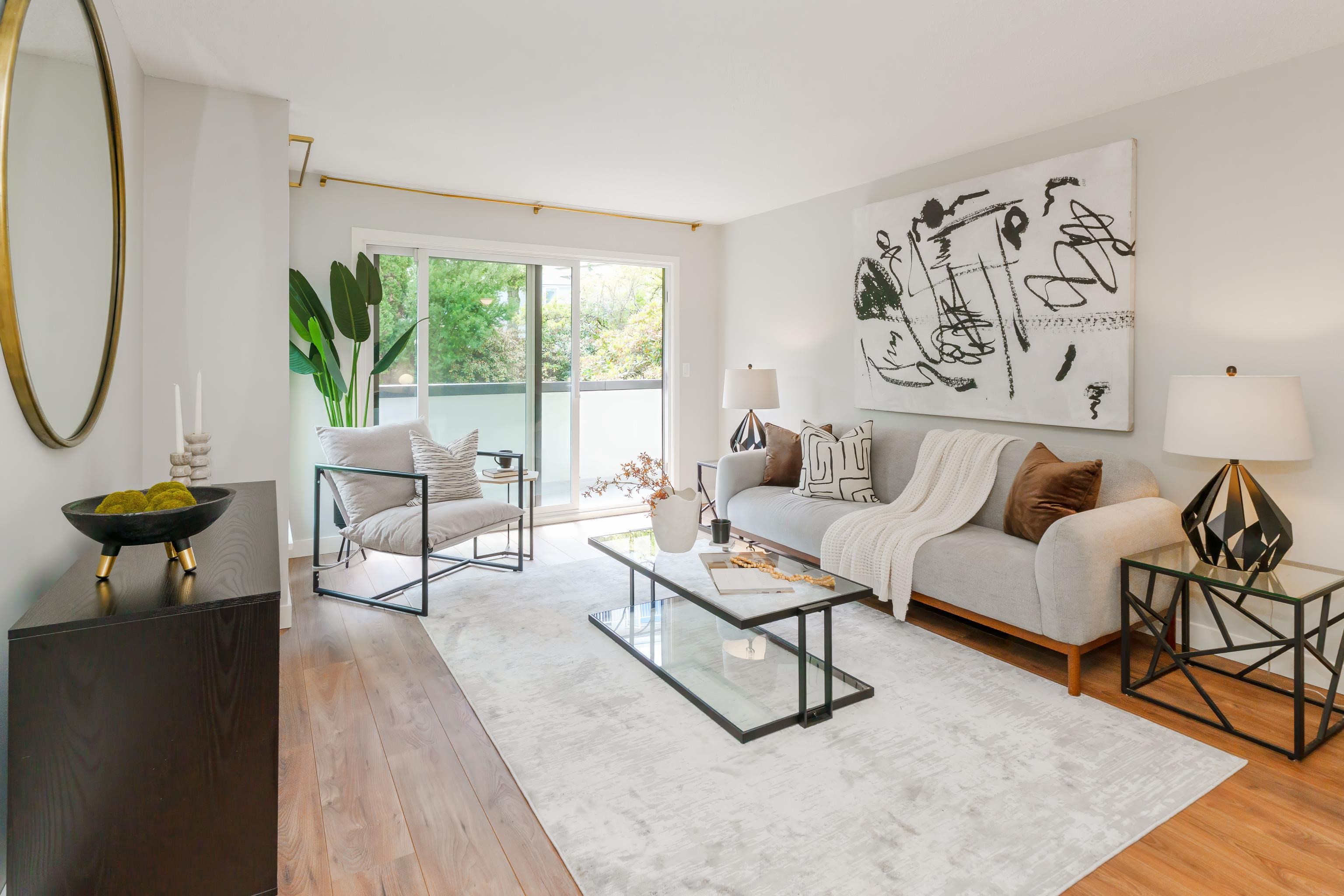 203 2240 Wall Street - MLS&reg; # R3164073