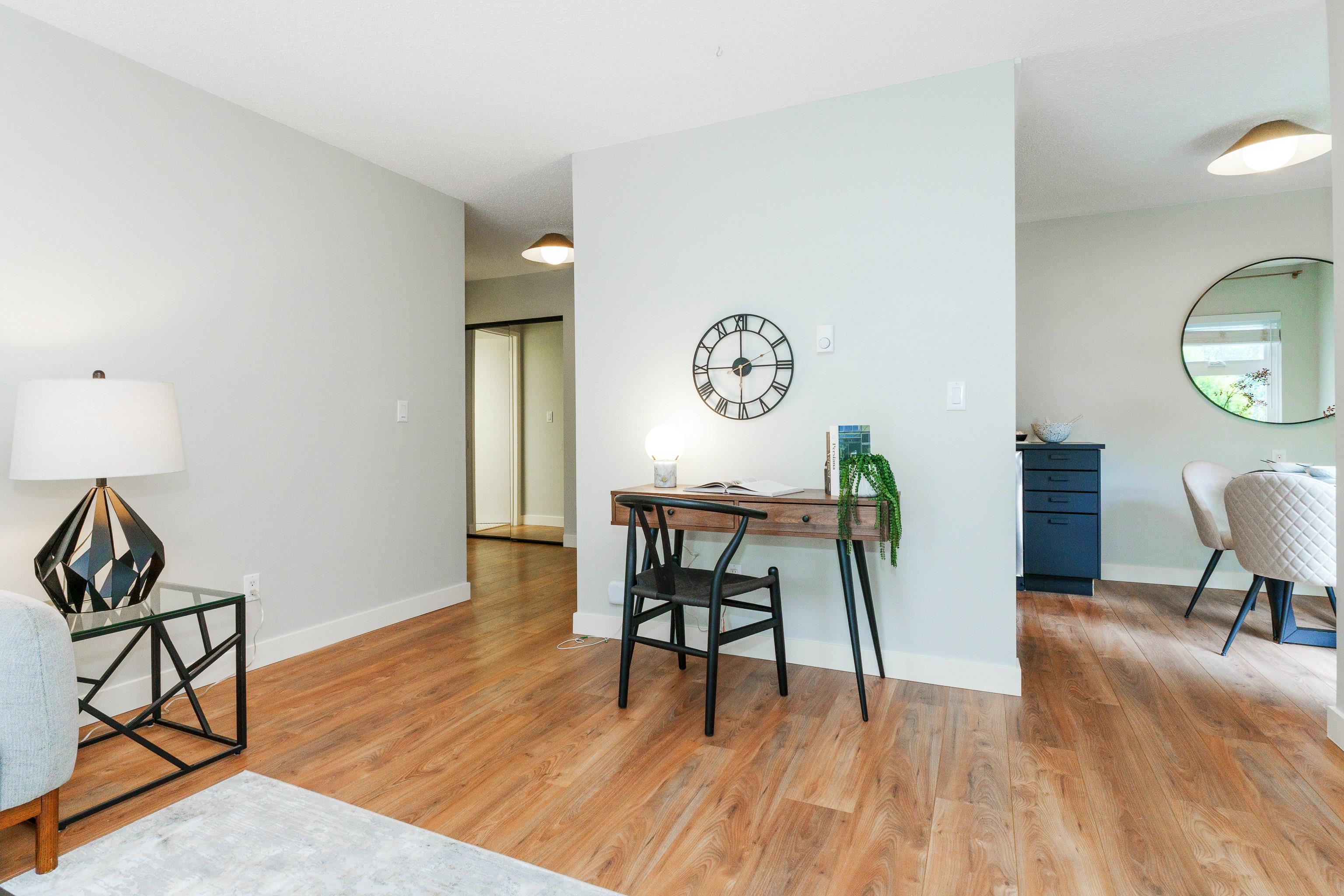 203 2240 Wall Street - MLS&reg; # R3164073