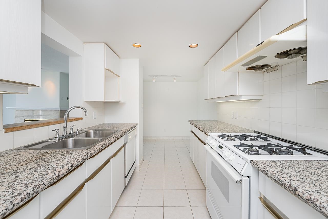 405 688 Fairchild Road - MLS&reg; # R3164128
