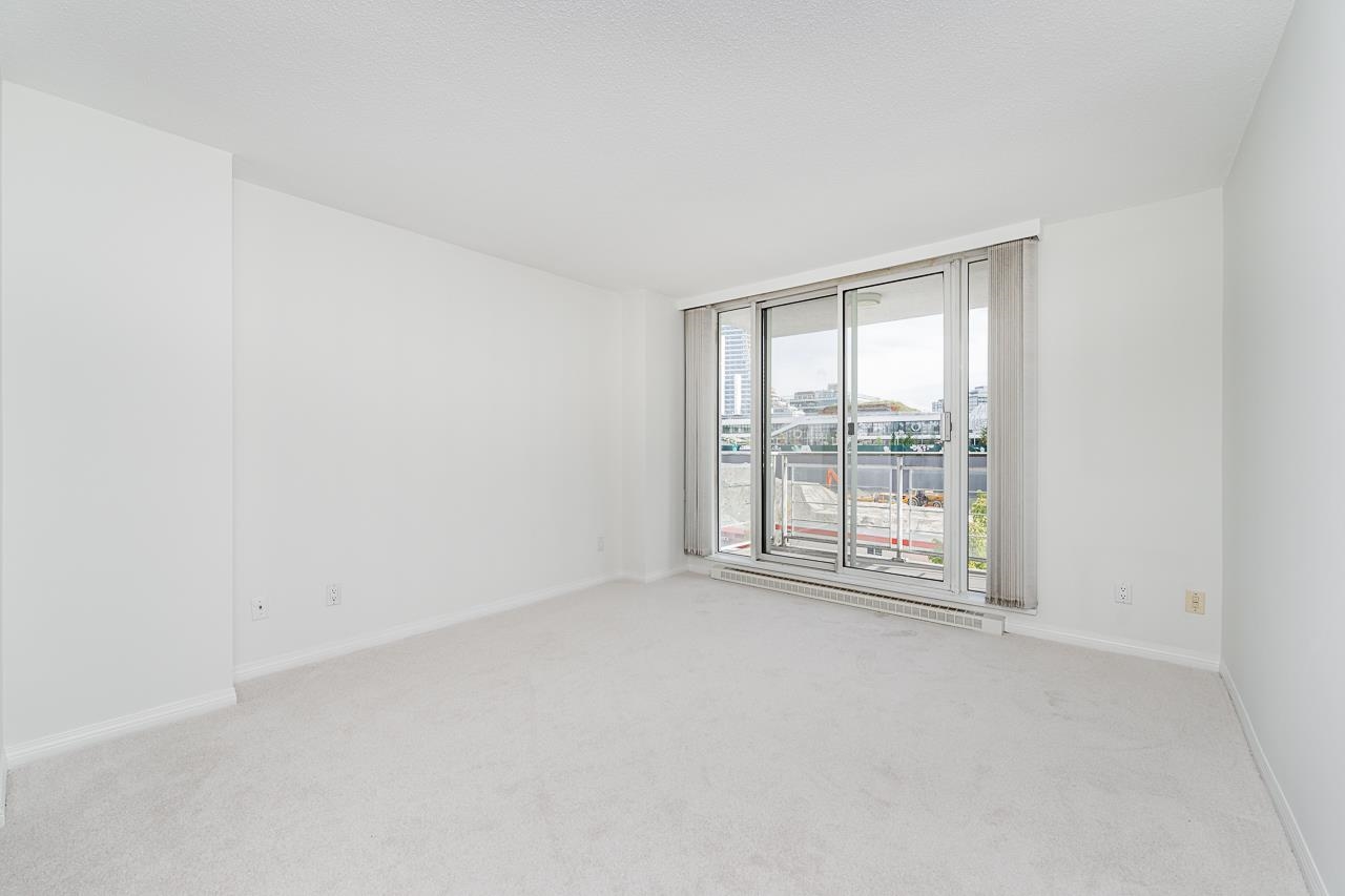 405 688 Fairchild Road - MLS&reg; # R3164128