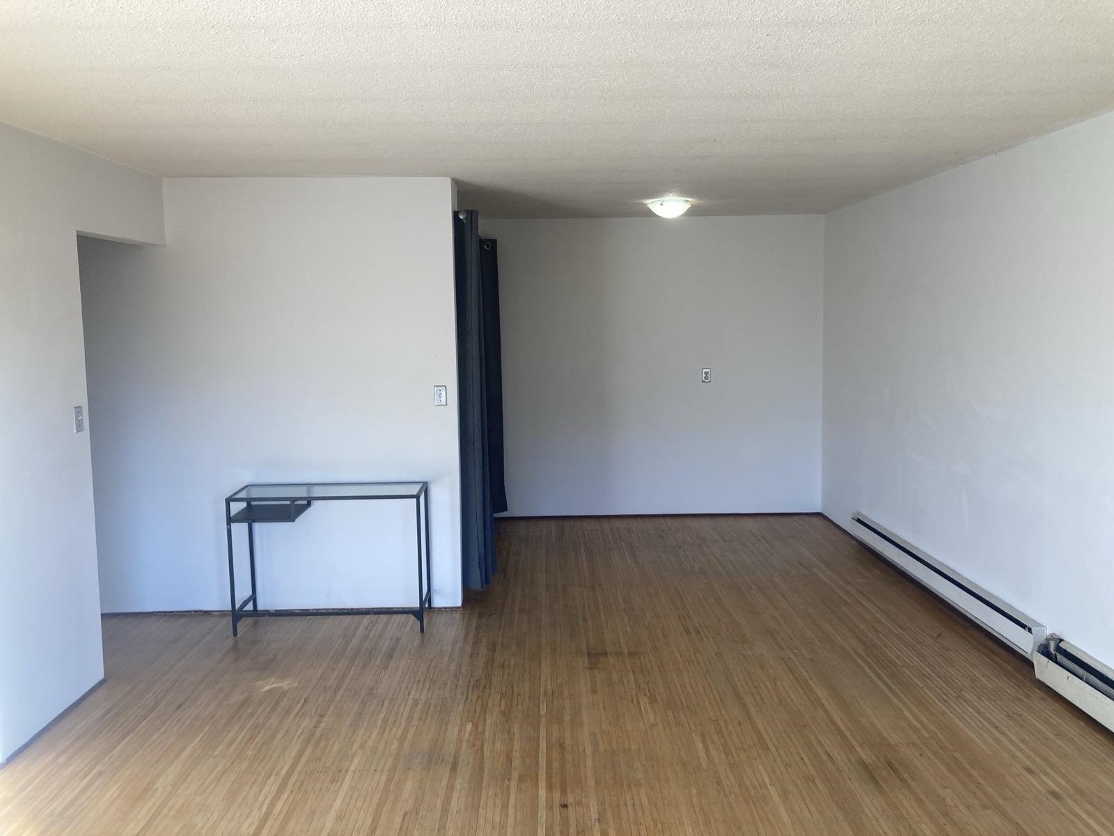 214 3570 Hastings Street - MLS&reg; # R3164190