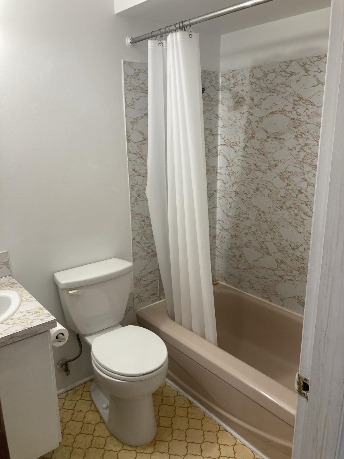 214 3570 Hastings Street - MLS&reg; # R3164190