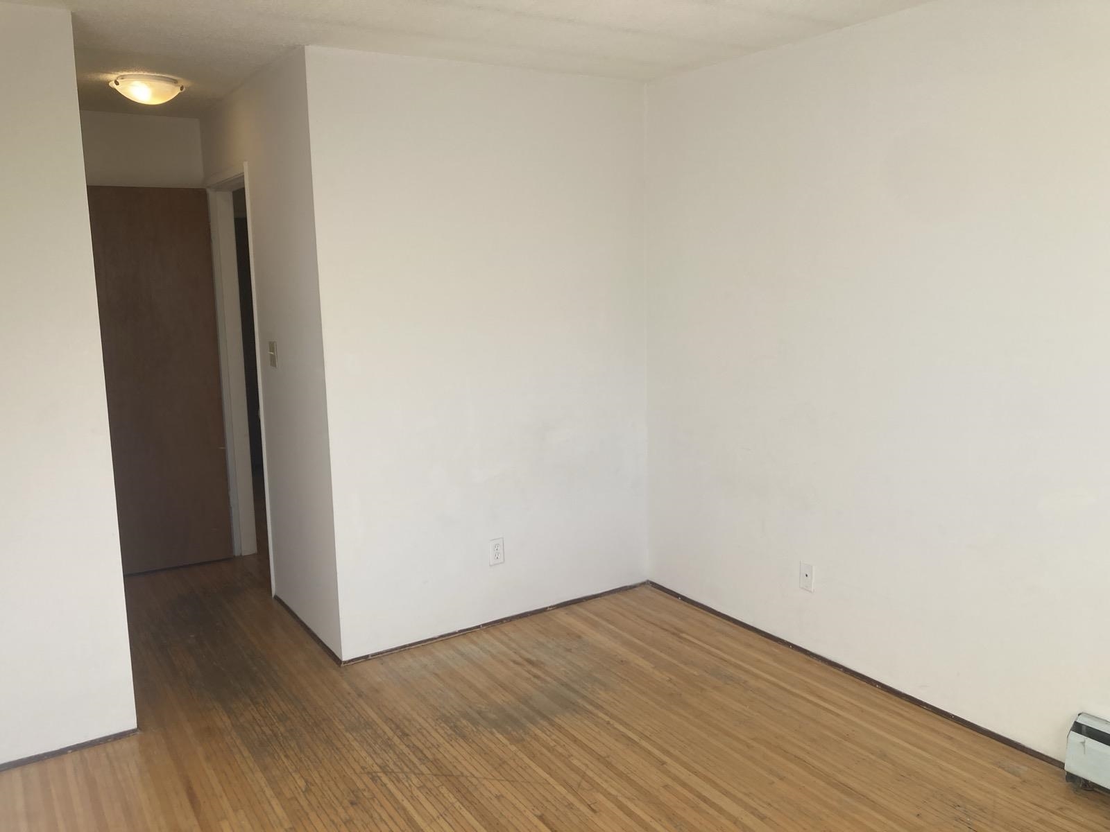 214 3570 Hastings Street - MLS&reg; # R3164190