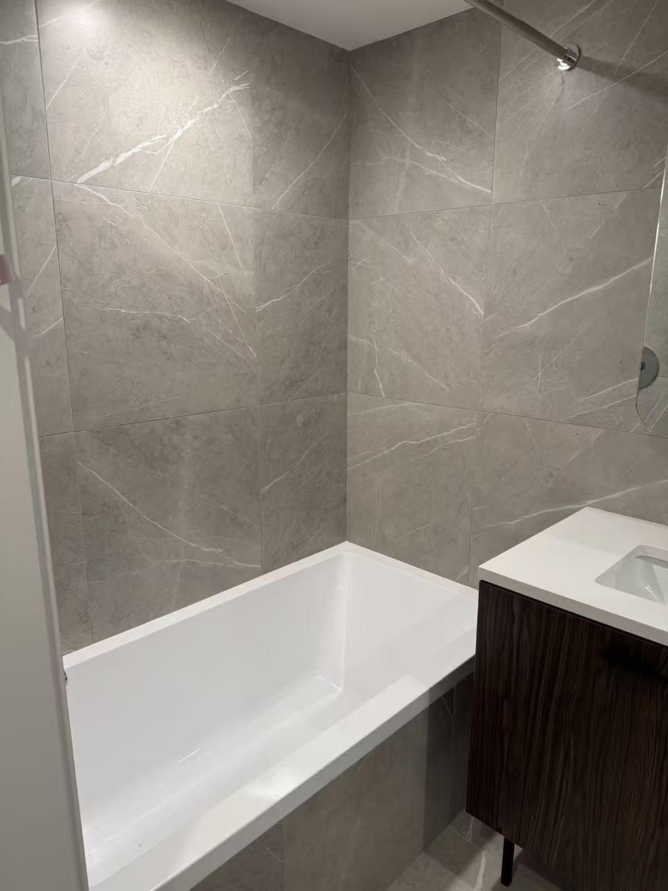 3xx 5189 Earles Street - MLS&reg; # R3164584