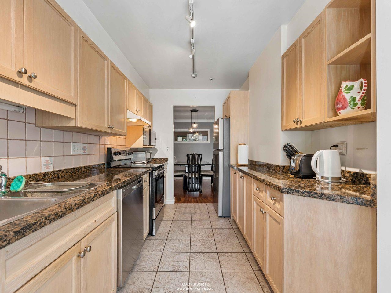 111 2250 Marine Drive - MLS&reg; # R3164954