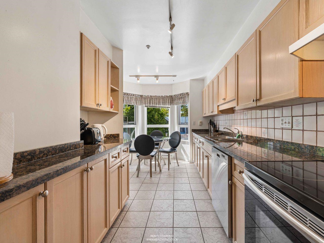111 2250 Marine Drive - MLS&reg; # R3164954