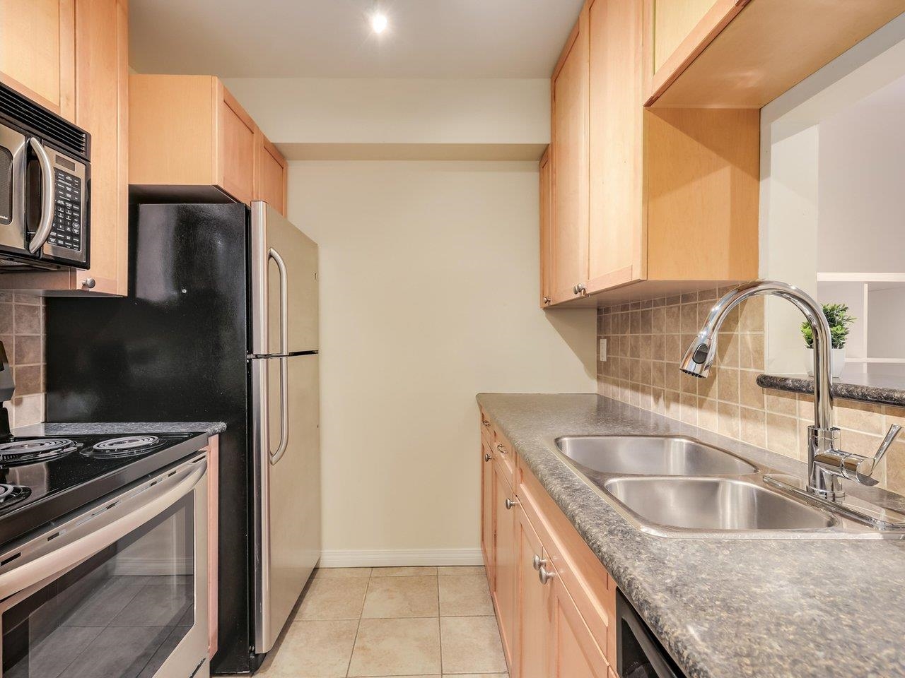 117 555 14th Avenue - MLS&reg; # R3165866