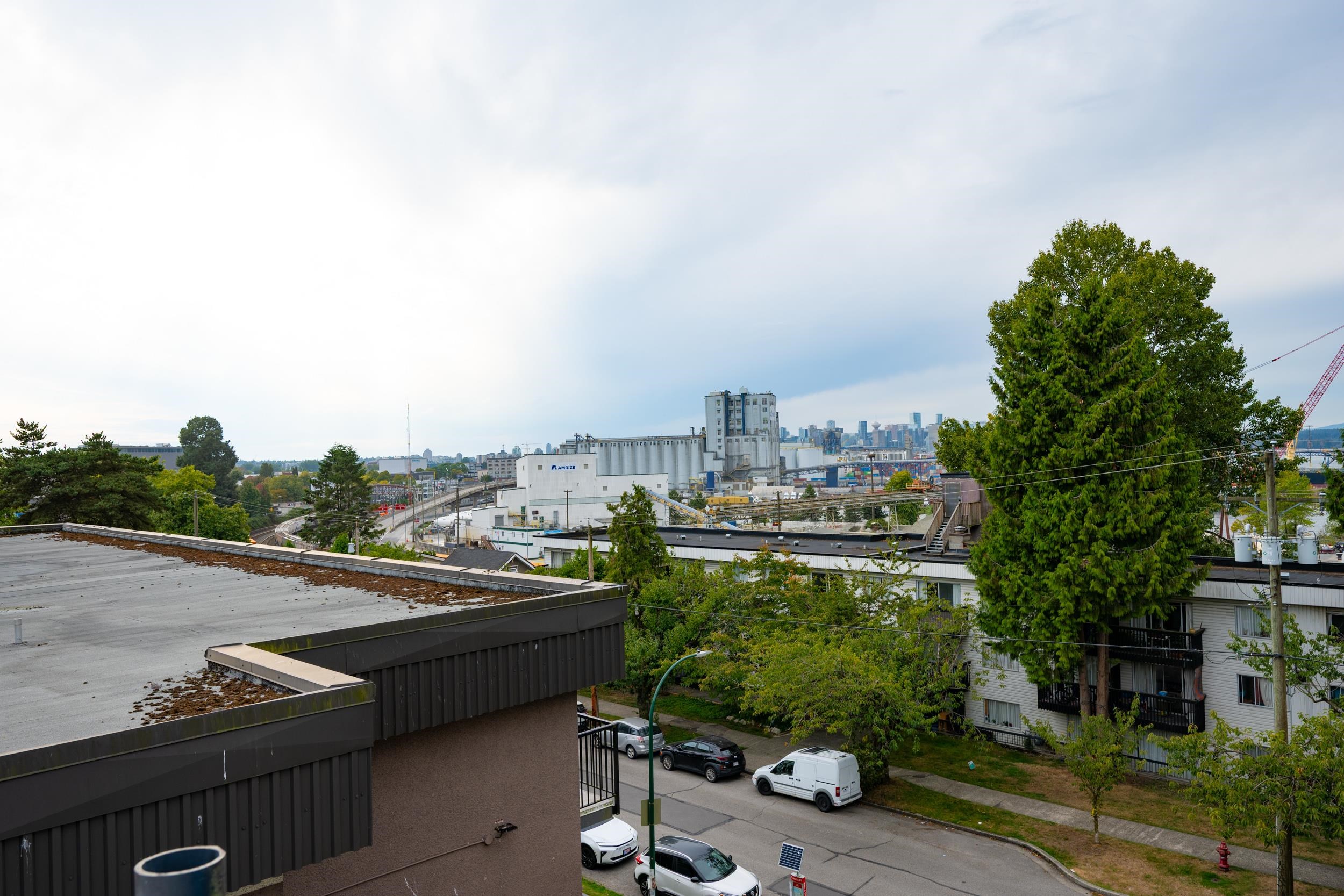 2118 Eton Street - MLS&reg; # R3166101