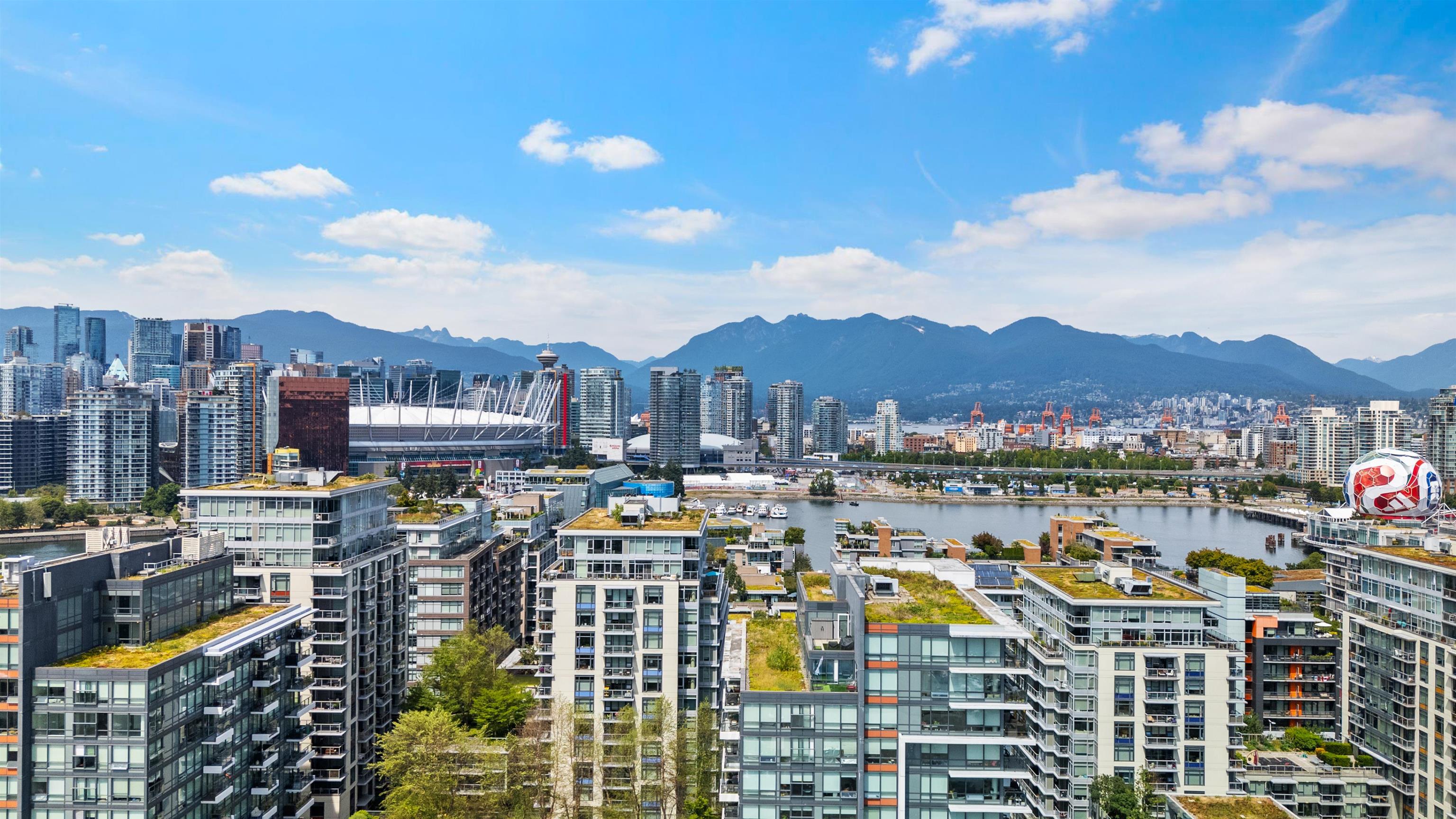 523 159 2nd Avenue - MLS&reg; # R3166785