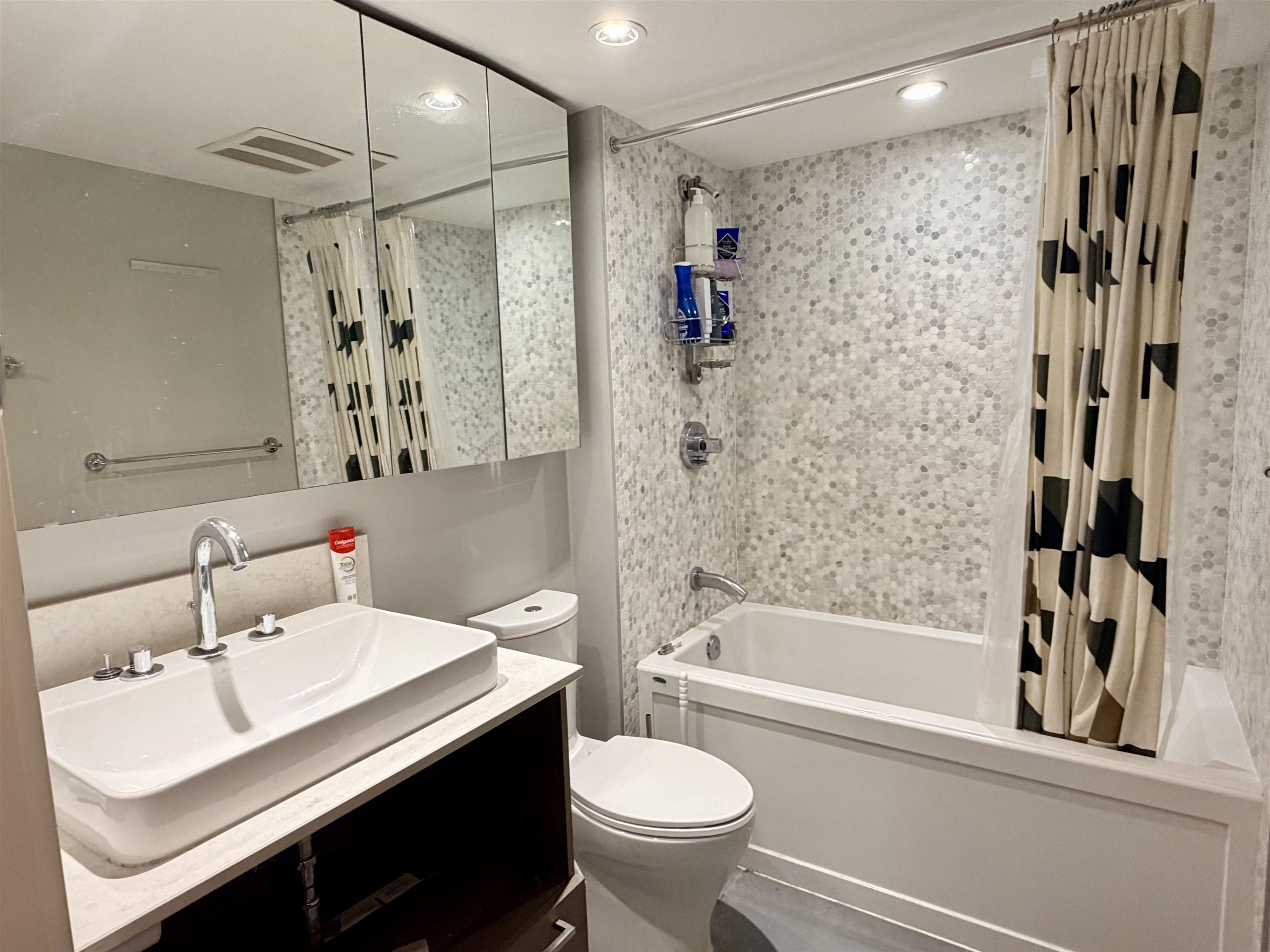 309 189 Keefer Street - MLS&reg; # R3167368