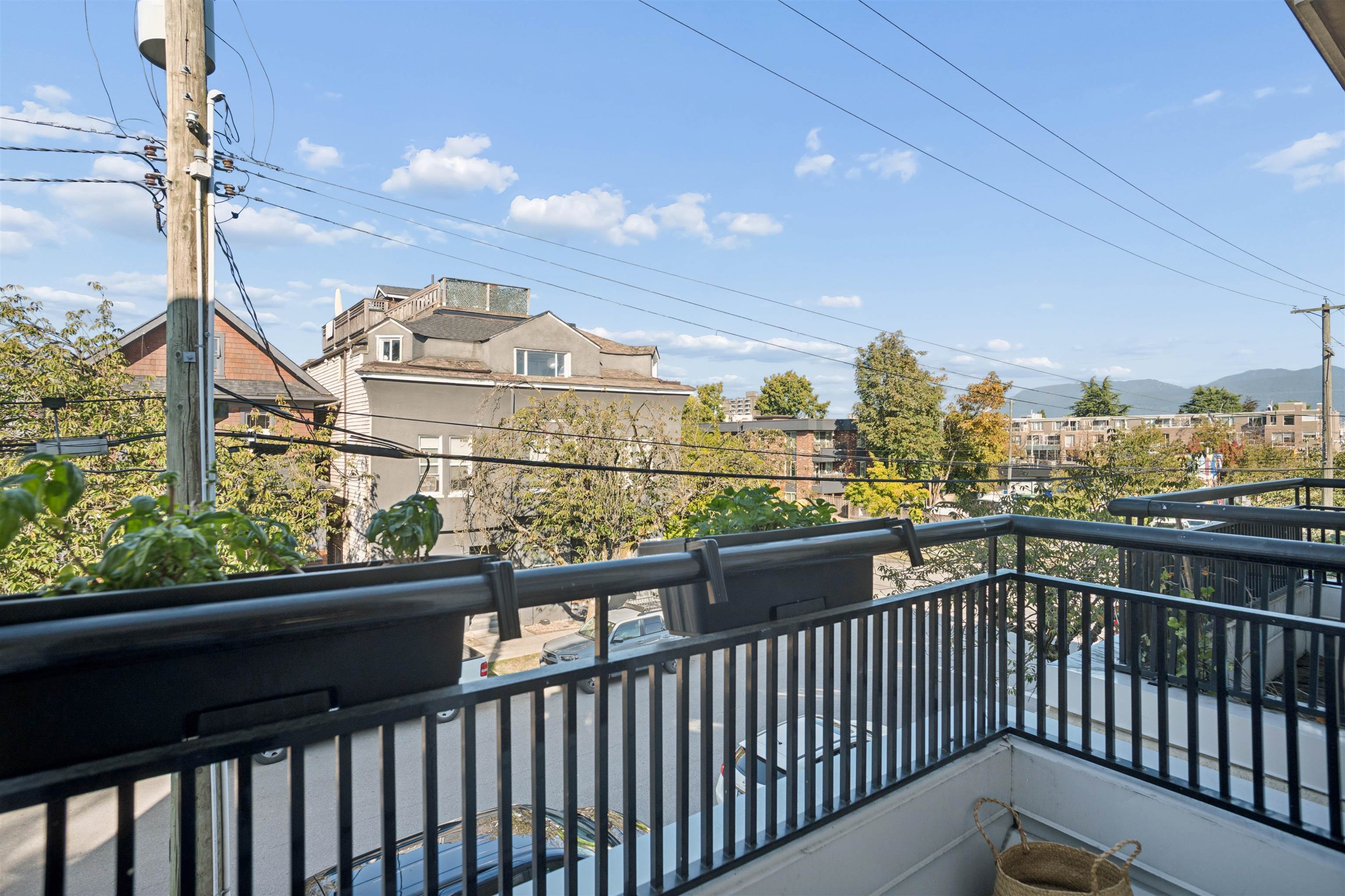 203 2190 5th Avenue - MLS&reg; # R3167974